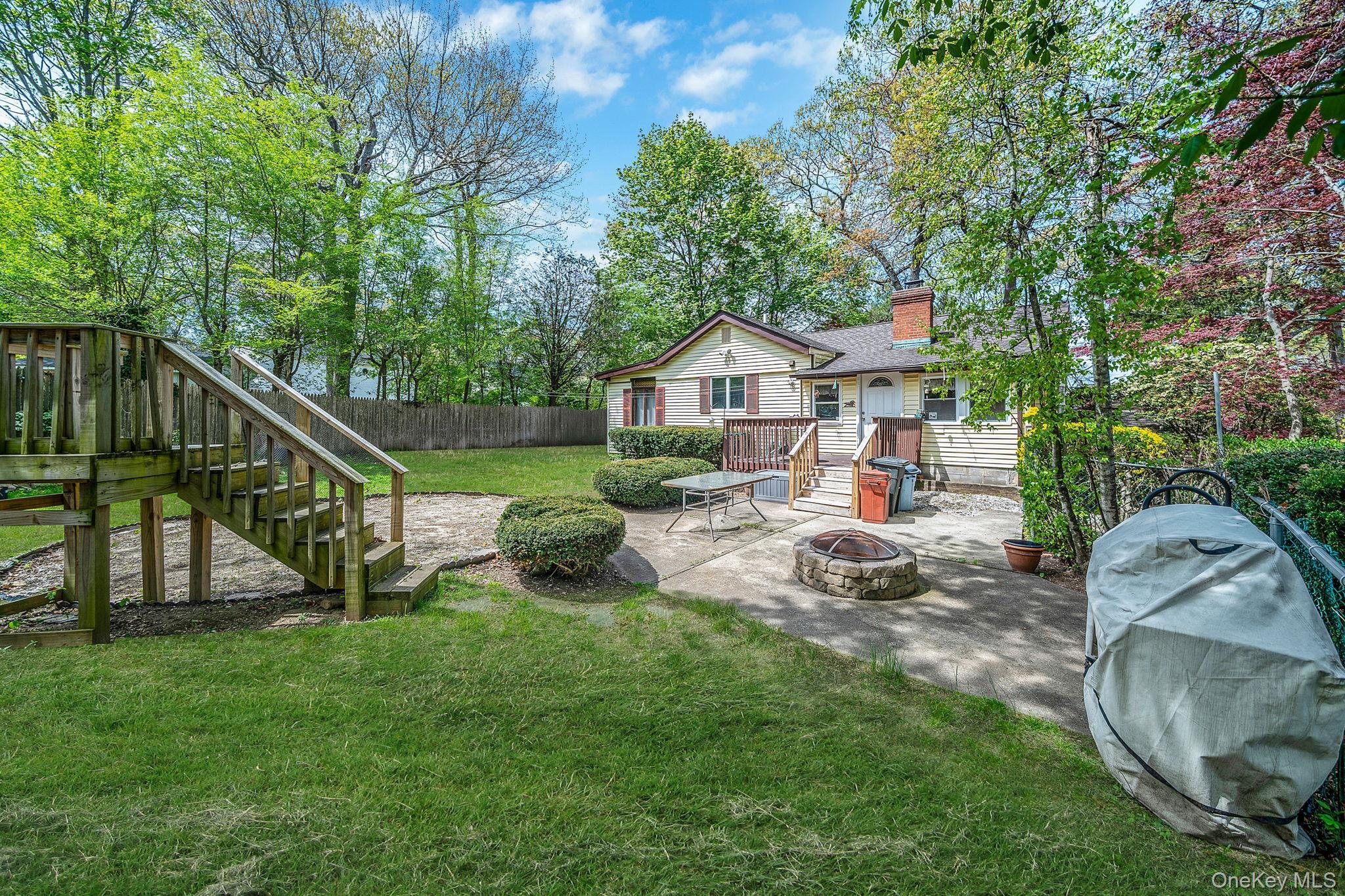 Single Family Houghton Boulevard Suffolk County, NY 11790, MLS-1007178-5
