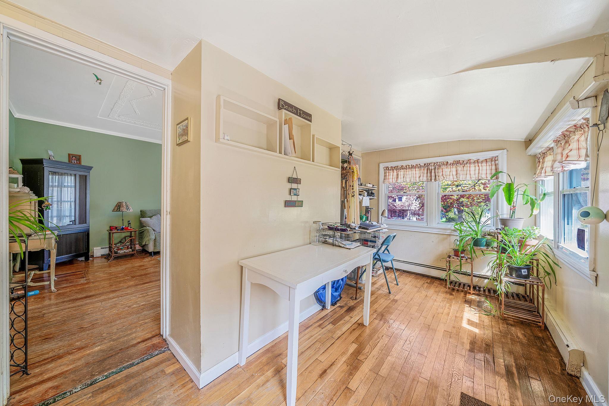 Single Family Houghton Boulevard Suffolk County, NY 11790, MLS-1007178-8