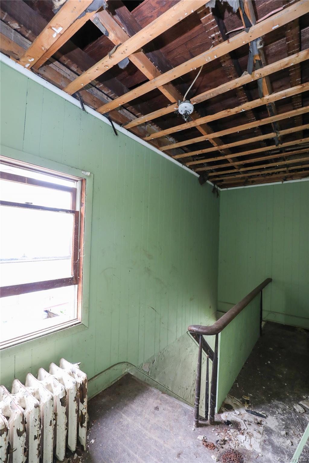 Single Family Hone  Ulster County, NY 12401, MLS-1007214-10