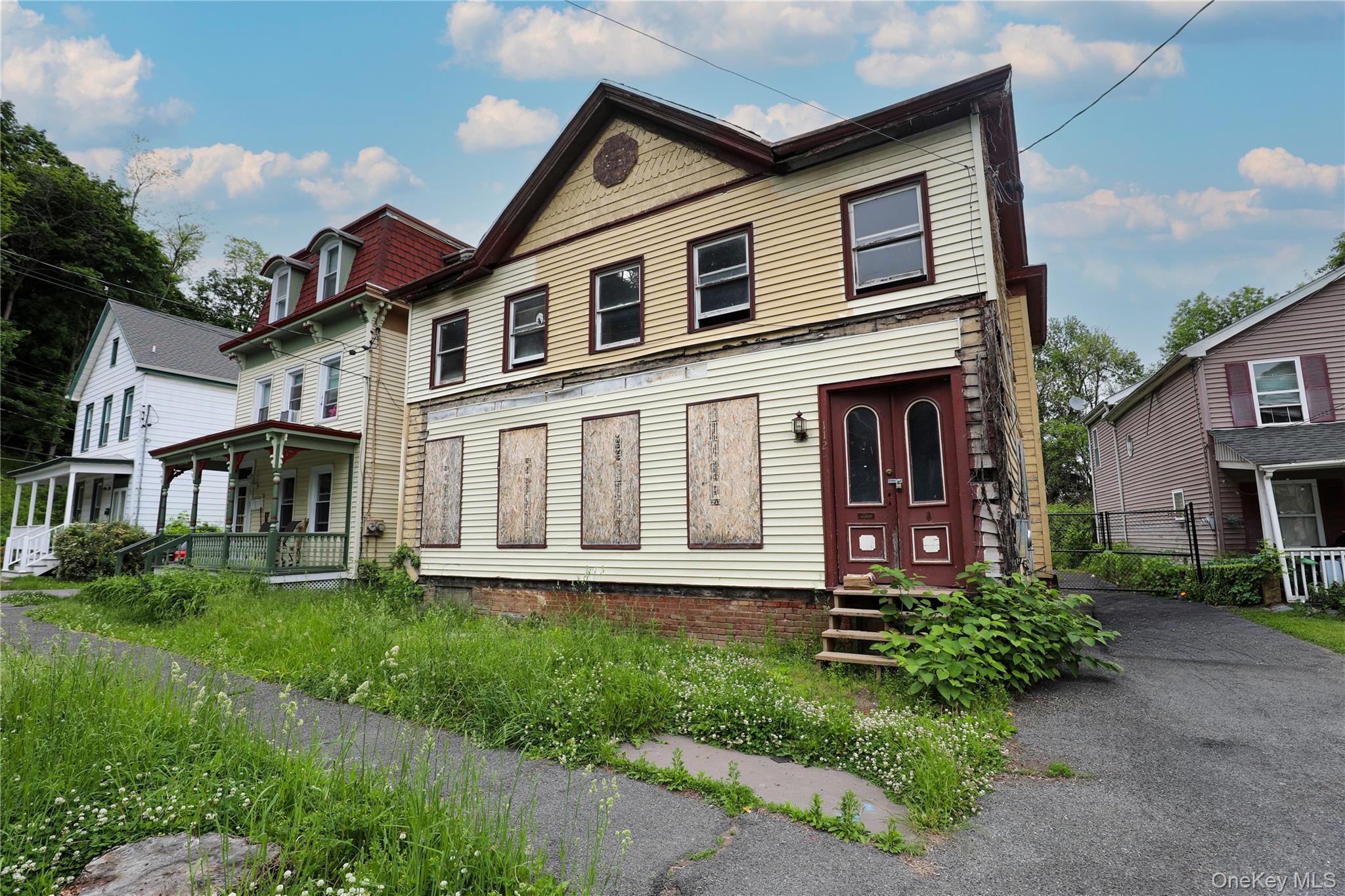 Single Family Hone  Ulster County, NY 12401, MLS-1007214-2