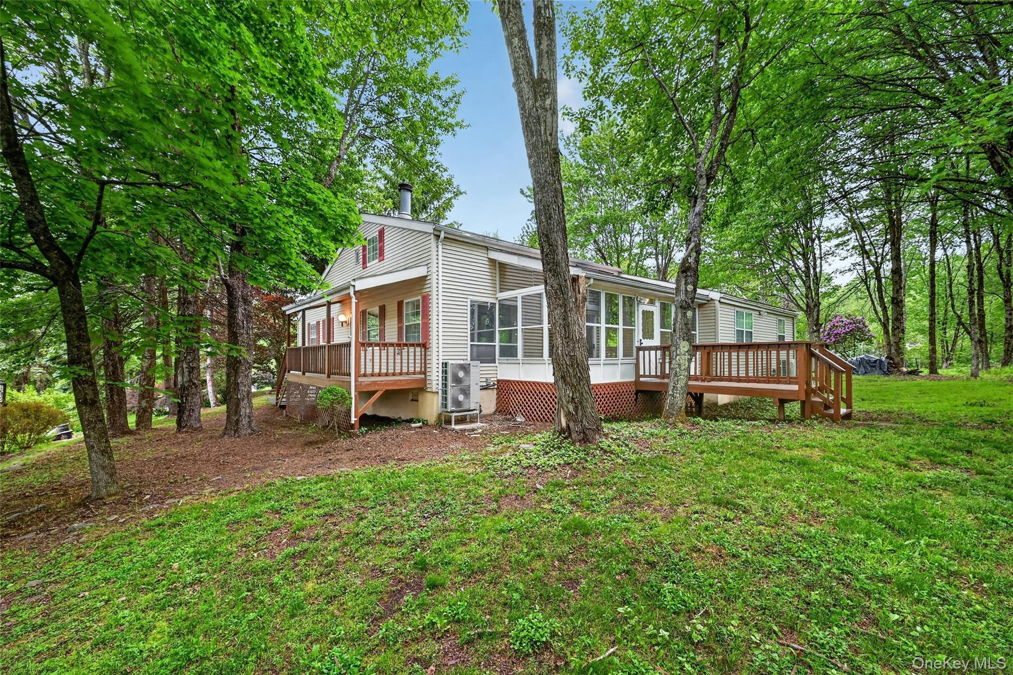 Single Family Summit Place Sullivan County, NY 12701, MLS-1007217-25