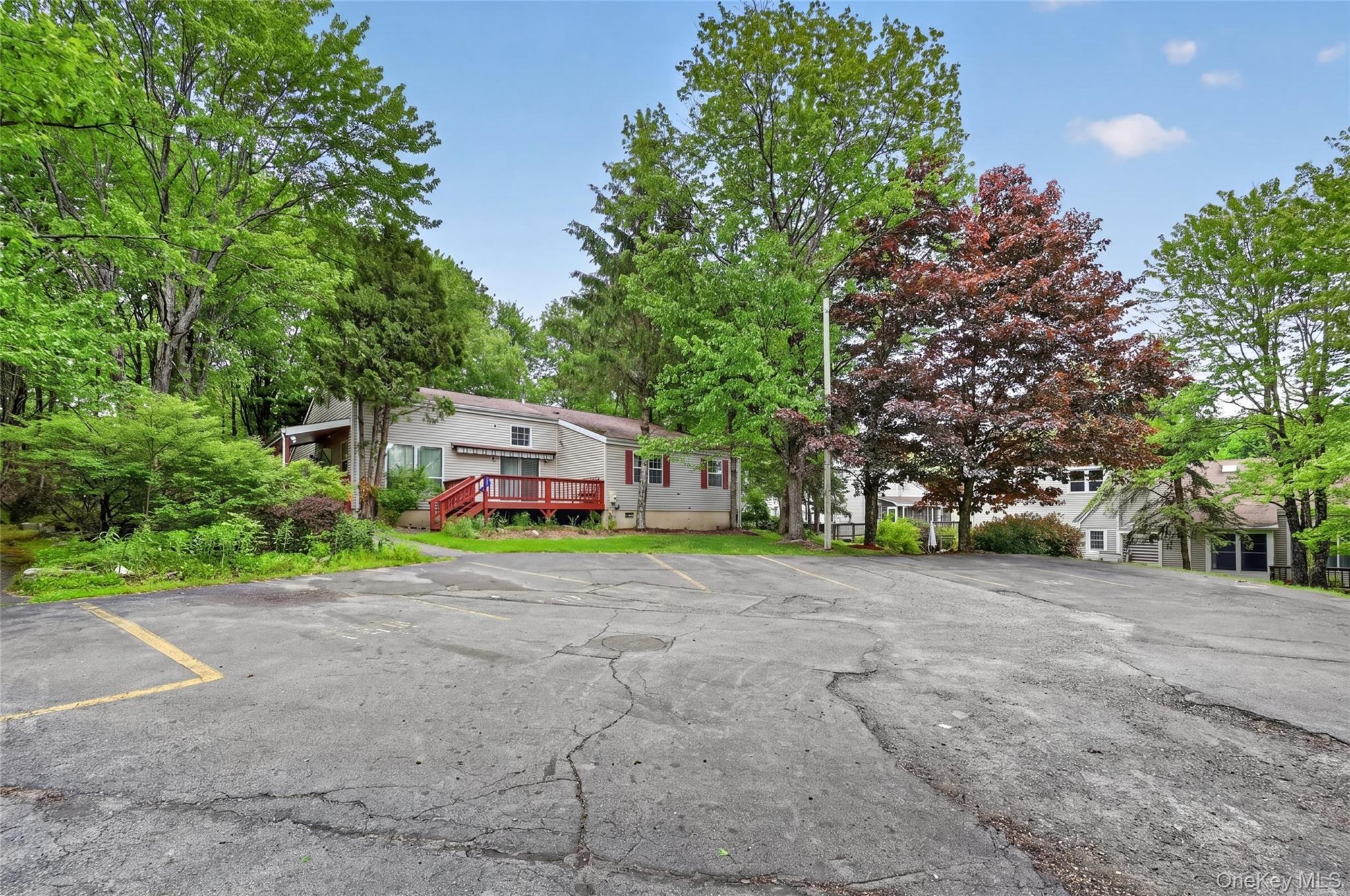 Single Family Summit Place  Sullivan County, NY 12701, MLS-1007217-27