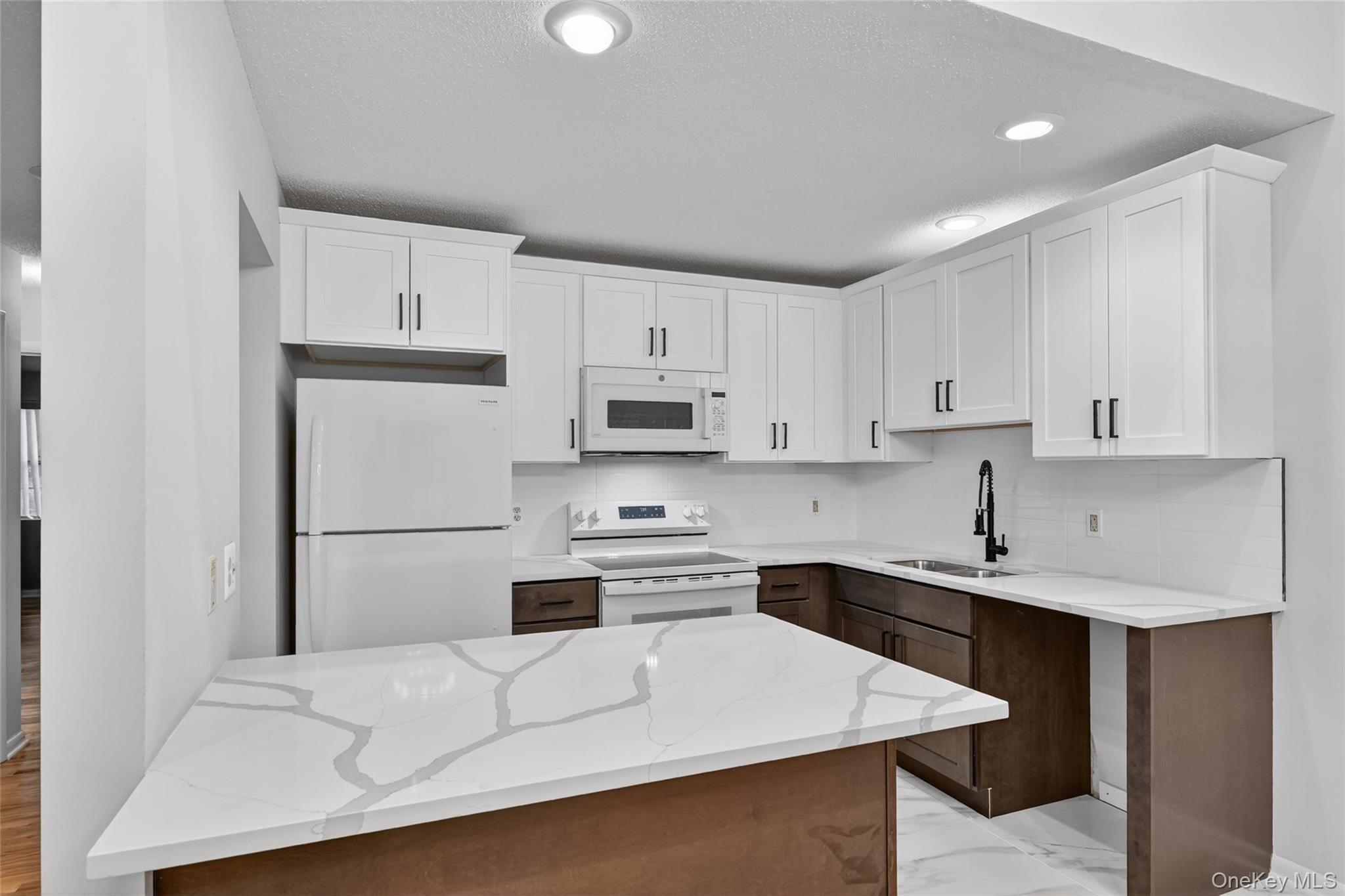 Single Family Summit Place Sullivan County, NY 12701, MLS-1007217-9