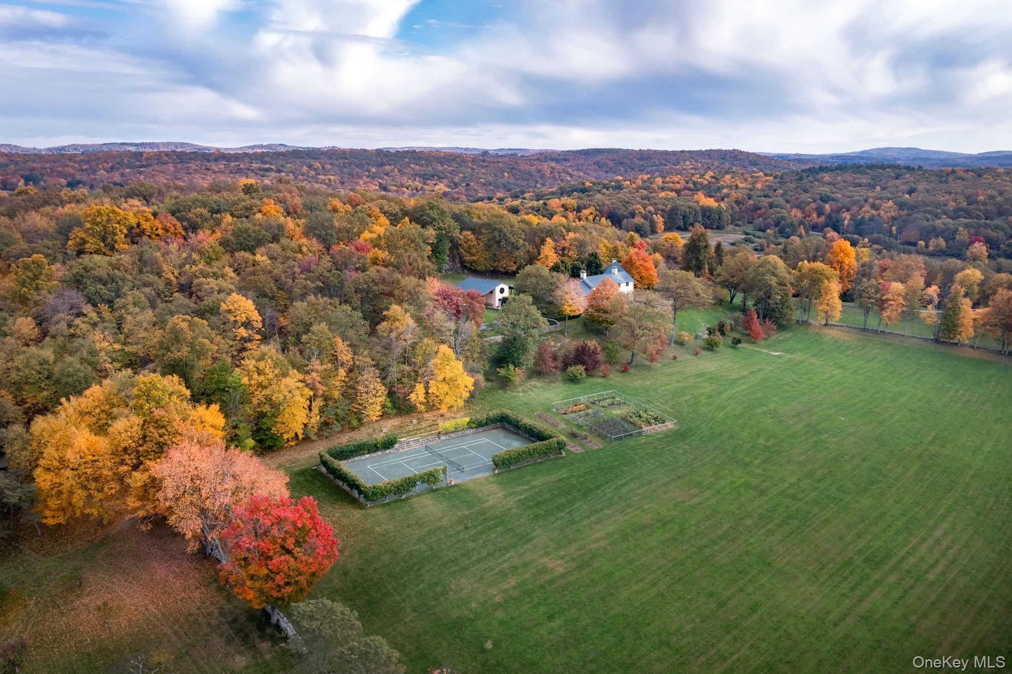 Single Family W Meadow Lane  Dutchess County, NY 12545, MLS-1007235-21