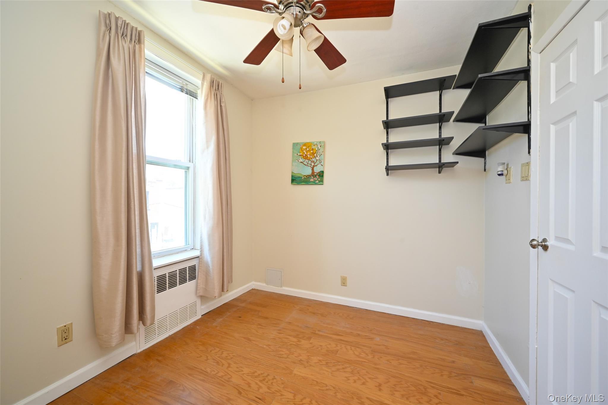 Single Family 73rd Queens, NY 11379, MLS-1007253-16