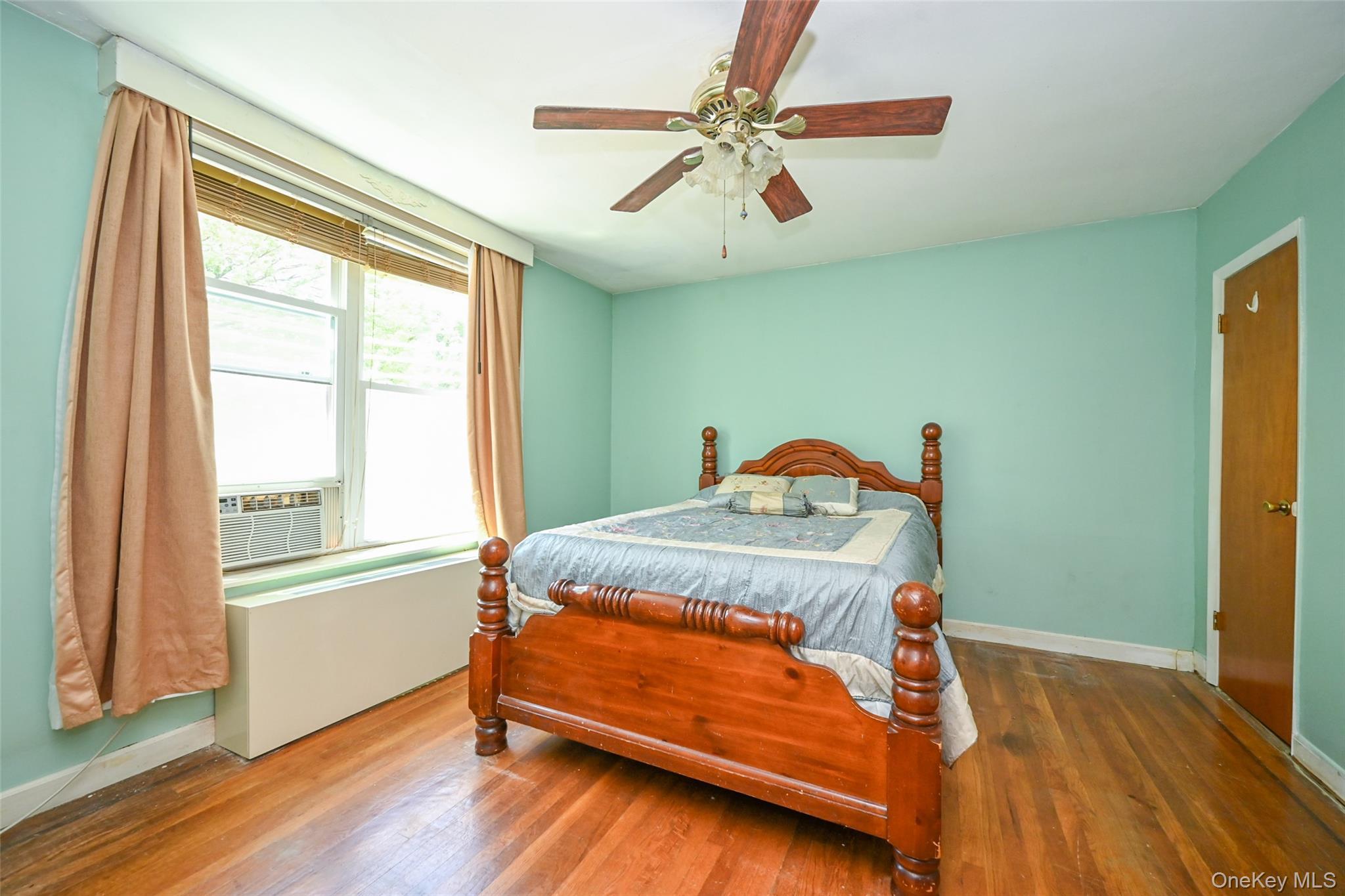 Single Family 73rd Queens, NY 11379, MLS-1007253-17
