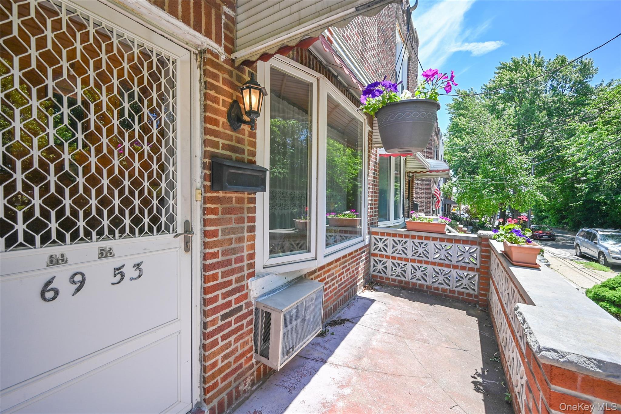 Single Family 73rd Queens, NY 11379, MLS-1007253-2