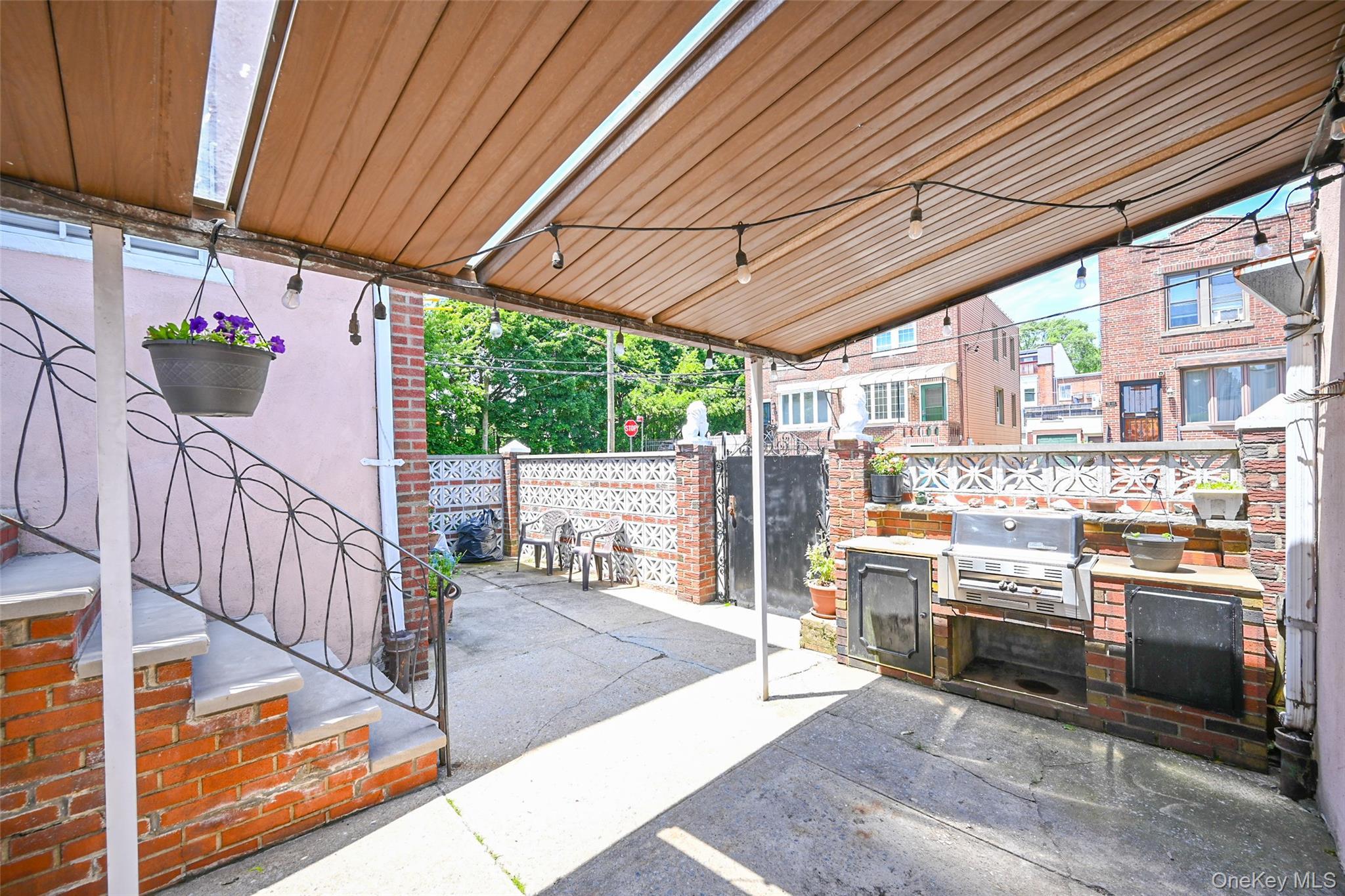 Single Family 73rd Queens, NY 11379, MLS-1007253-22