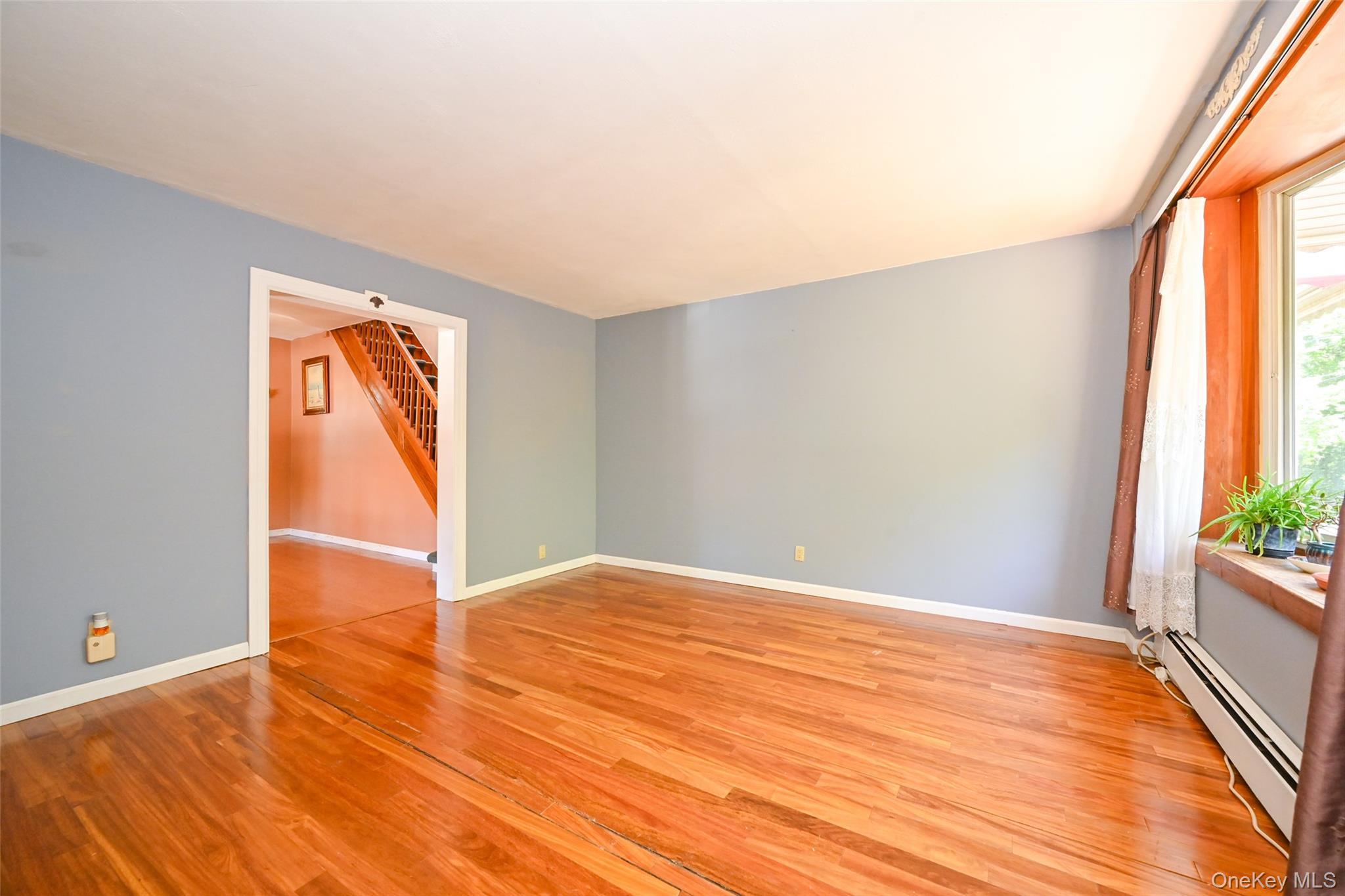 Single Family 73rd Queens, NY 11379, MLS-1007253-6