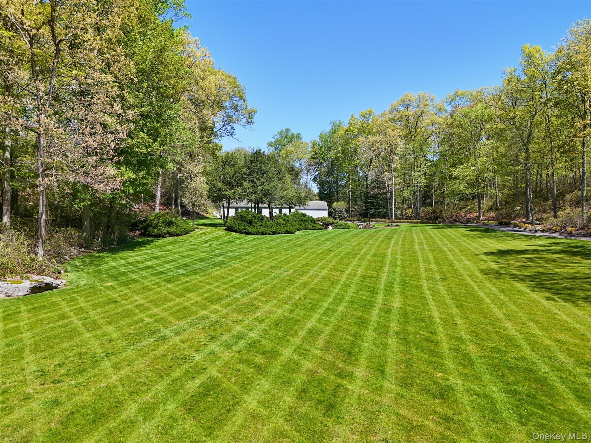 Single Family Eastwoods Road Westchester County, NY 10576, MLS-1007263-44
