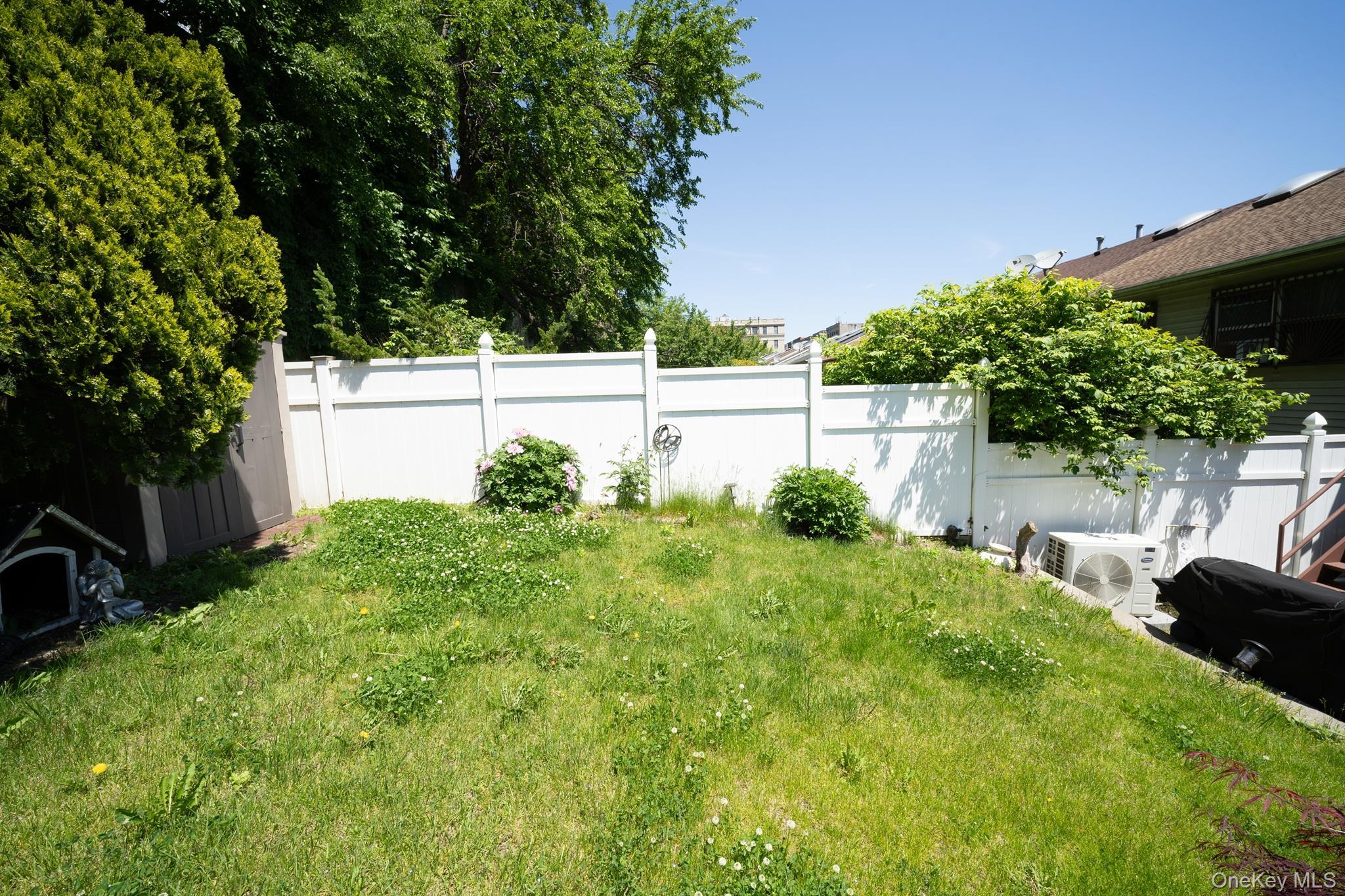 Single Family Longfellow Avenue  Bronx, NY 10460, MLS-1007282-13