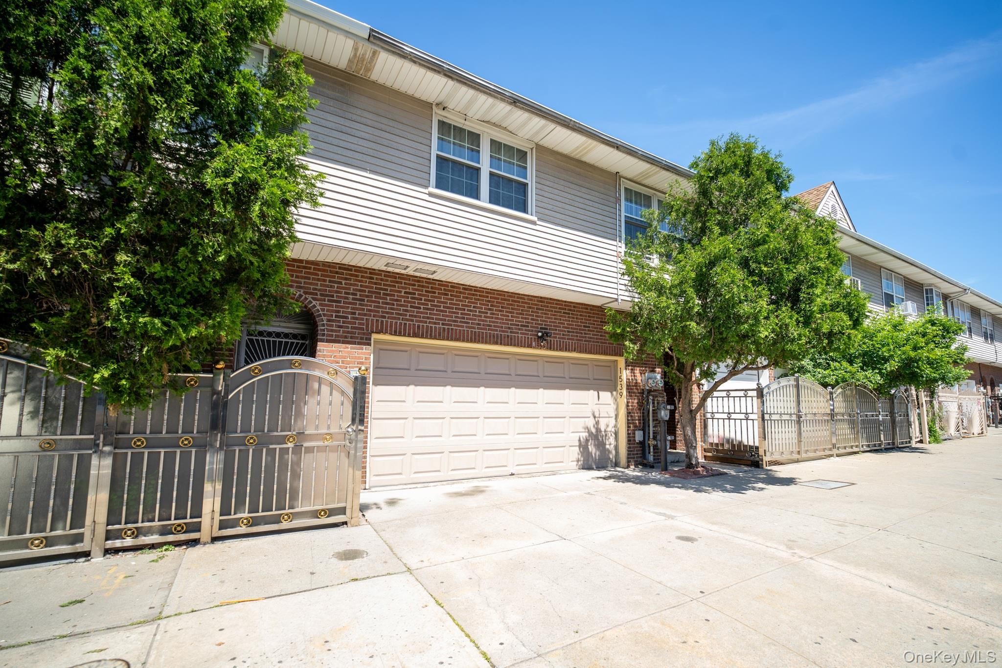 Single Family Longfellow Avenue Bronx, NY 10460, MLS-1007282-2