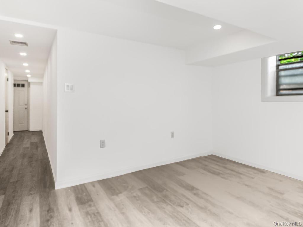 Single Family 219th  Bronx, NY 10469, MLS-1007312-23