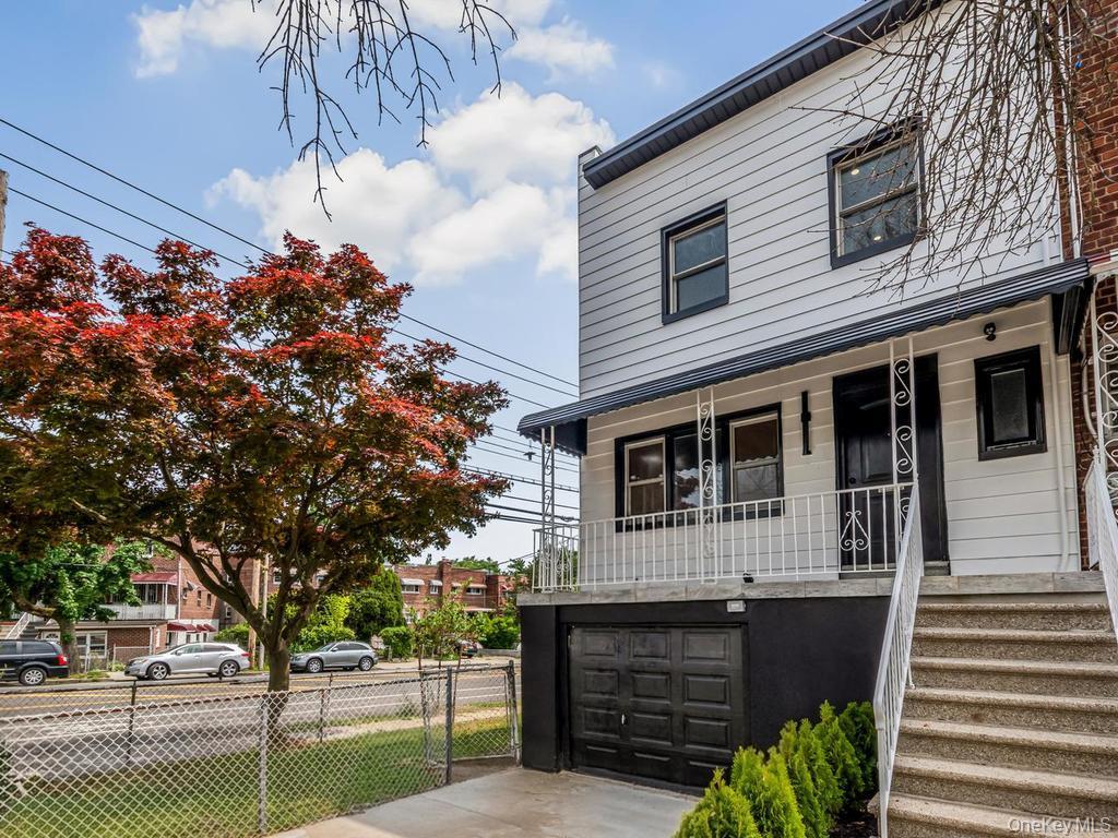 Single Family 219th  Bronx, NY 10469, MLS-1007312-3