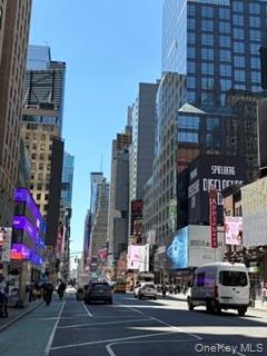 Apartment 51st Manhattan, NY 10019, MLS-1007326-22