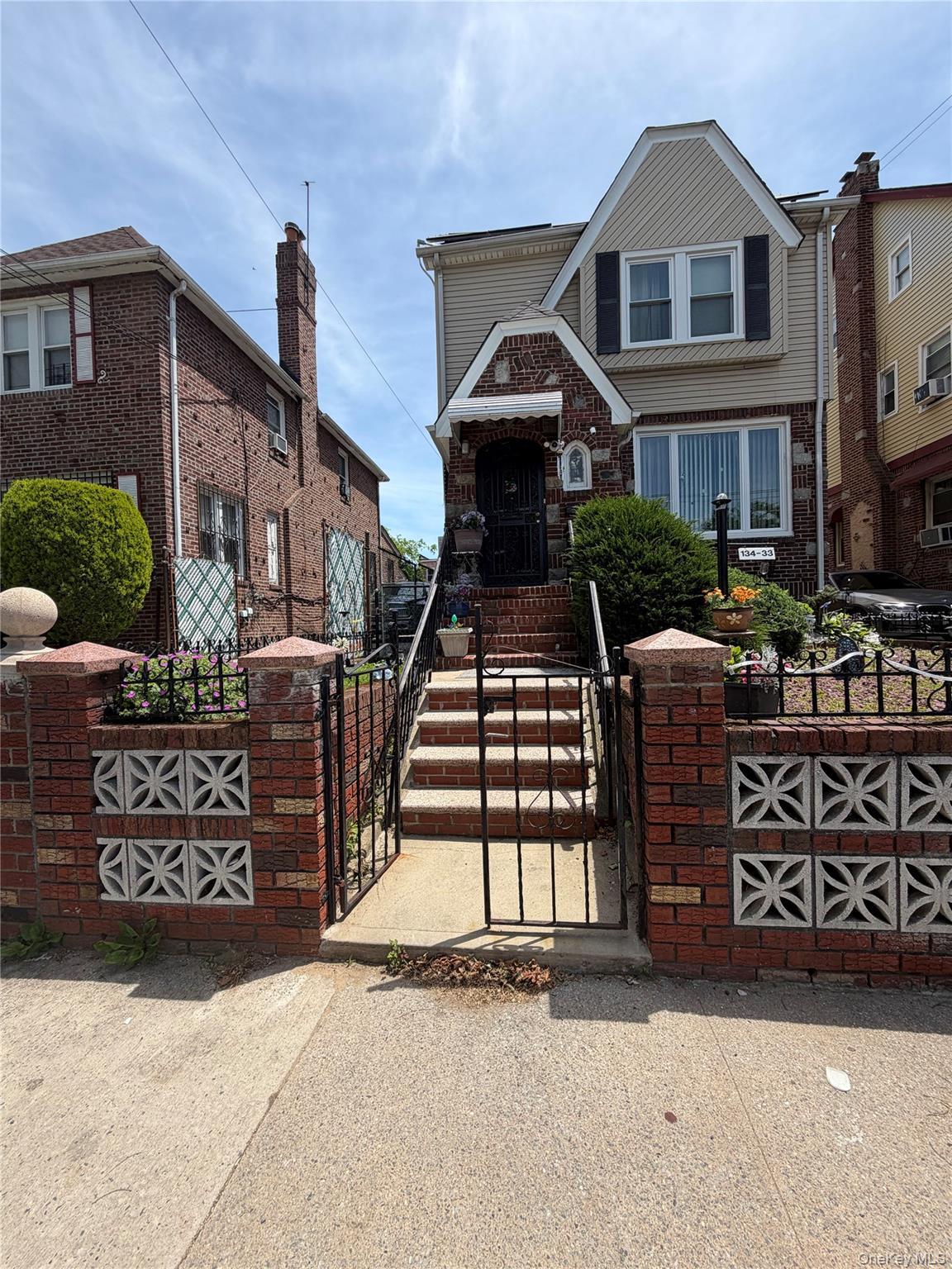Single Family 228th Queens, NY 11413, MLS-1007377-2