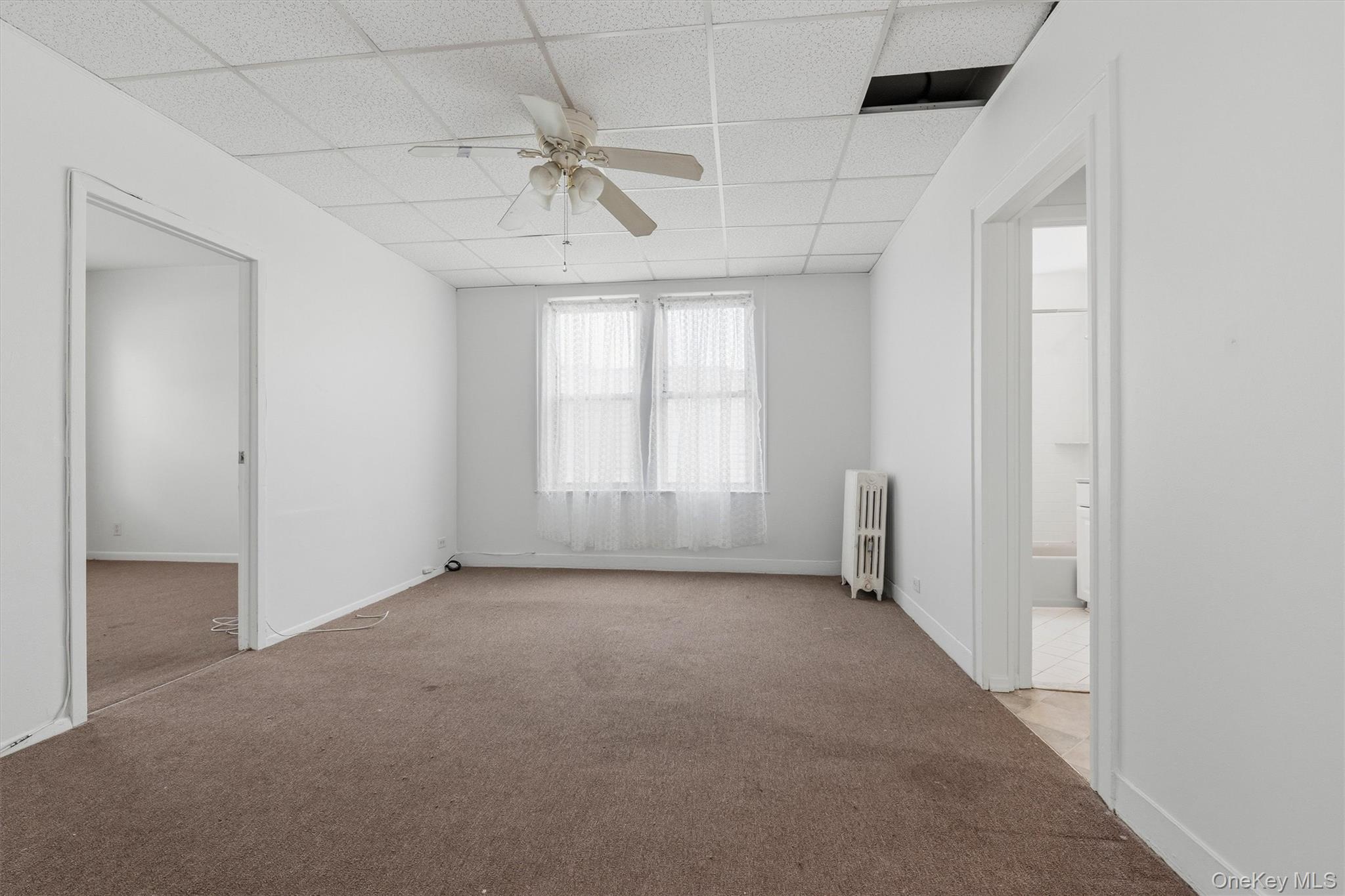 Single Family Miles Avenue Bronx, NY 10465, MLS-1007378-11