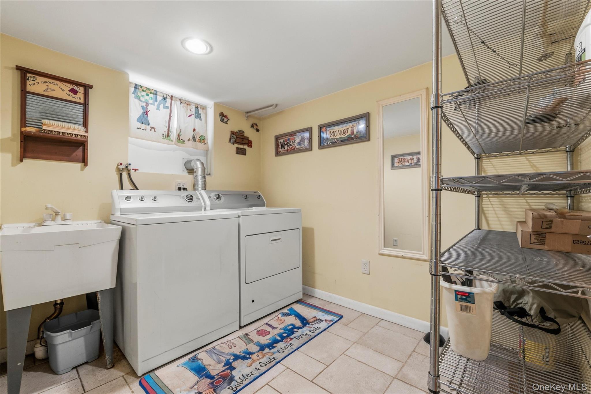 Single Family Miles Avenue Bronx, NY 10465, MLS-1007378-9