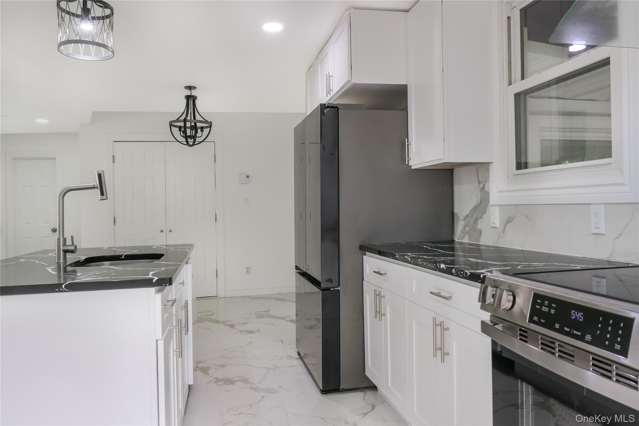 Single Family Station Road  Suffolk County, NY 11713, MLS-1007429-6