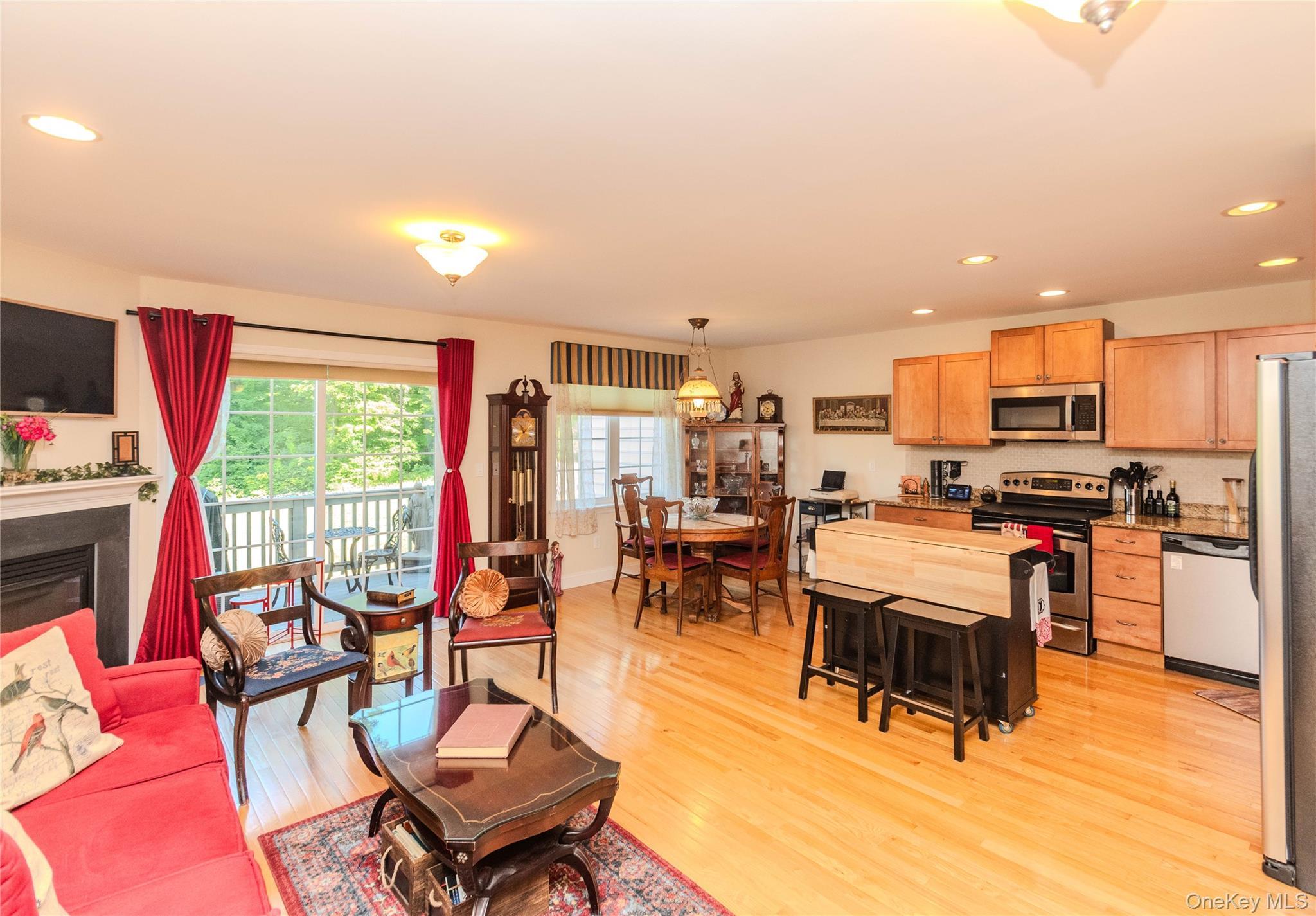Single Family Hudson View Terrace Dutchess County, NY 12538, MLS-1007430-4