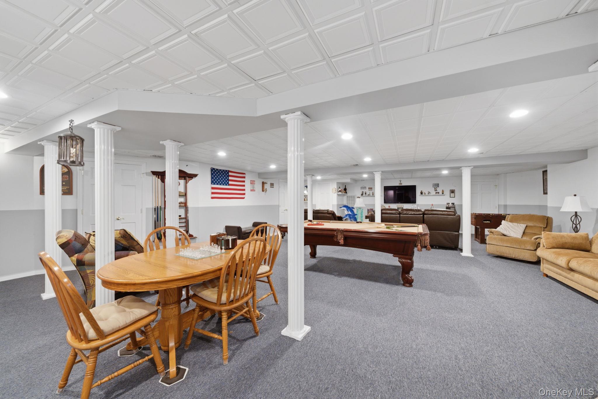 Single Family Paige Lane Suffolk County, NY 11955, MLS-1007441-26