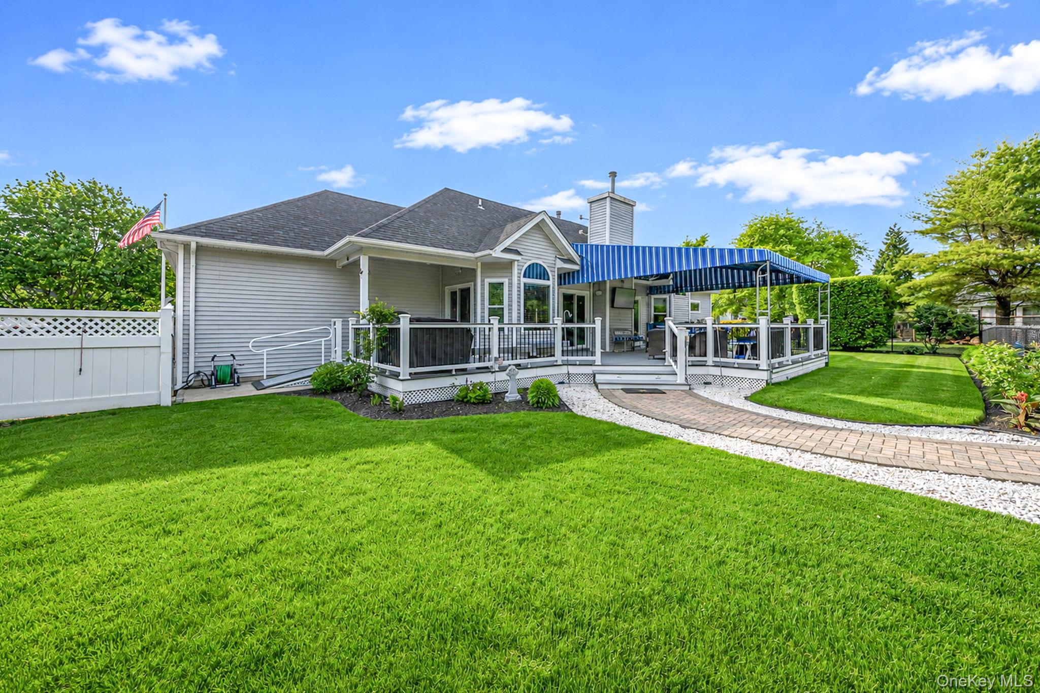 Single Family Paige Lane Suffolk County, NY 11955, MLS-1007441-36