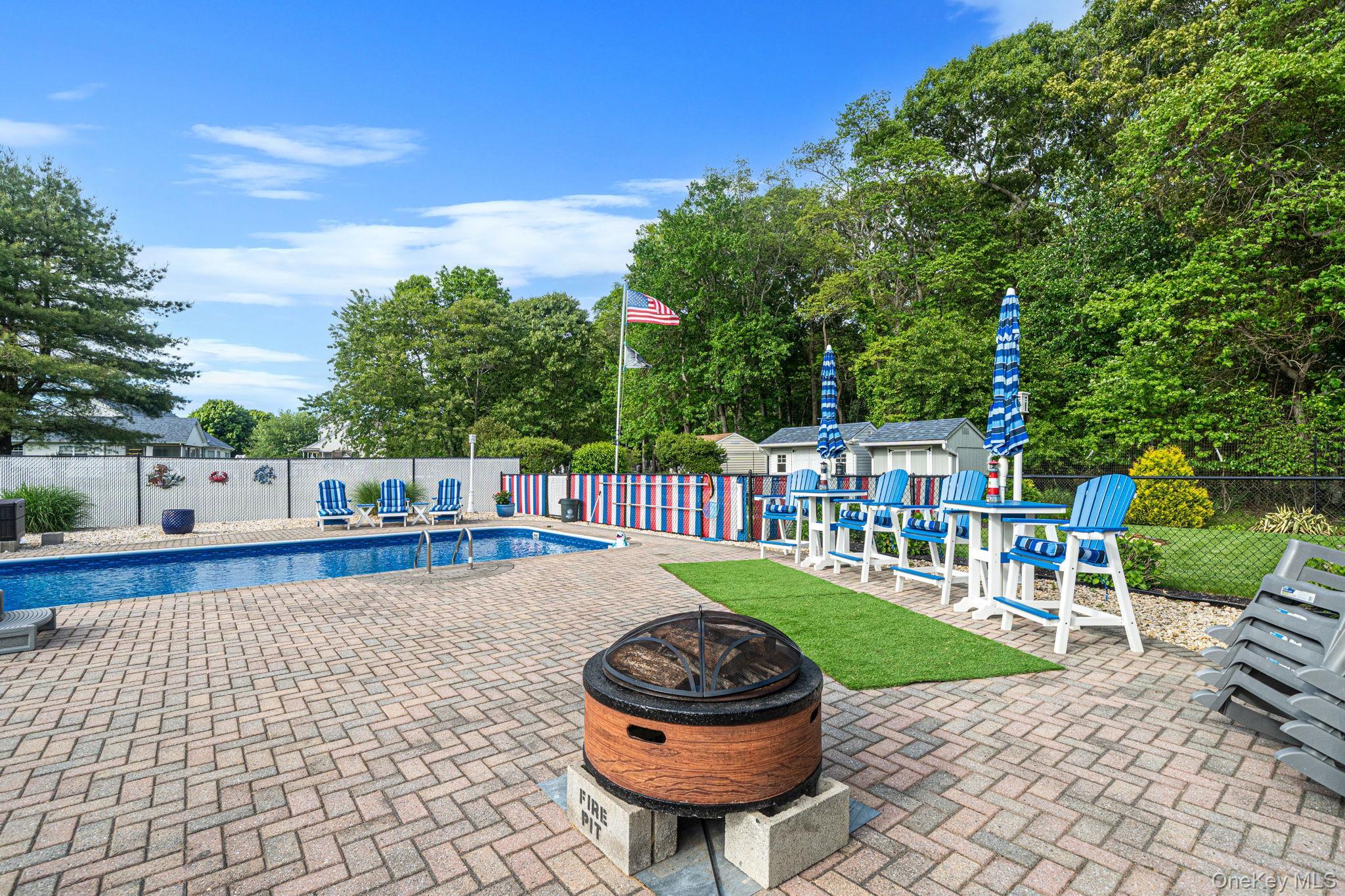 Single Family Paige Lane Suffolk County, NY 11955, MLS-1007441-38