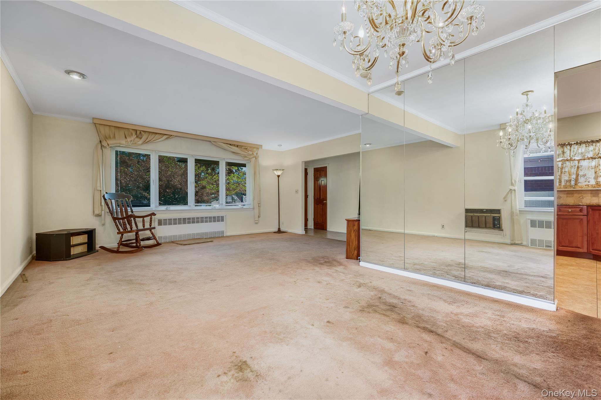 Single Family 171st Street Queens, NY 11366, MLS-1007471-6