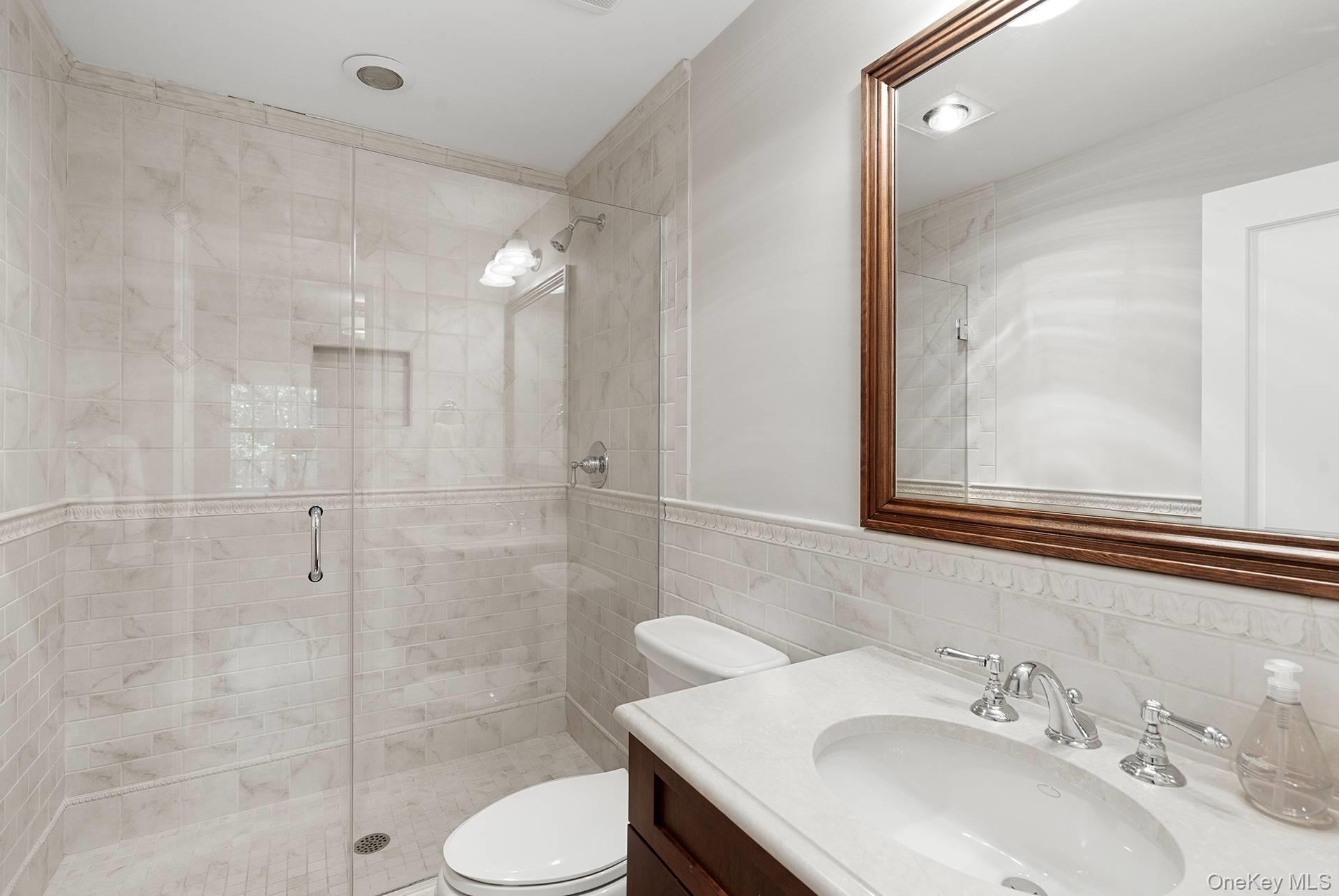 Single Family Woodruff Lane  Suffolk County, NY 11932, MLS-1007474-32