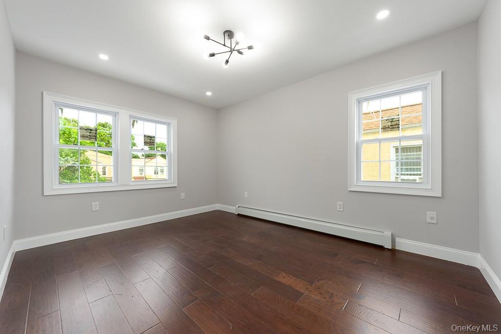 Single Family 234th Queens, NY 11422, MLS-1007483-10