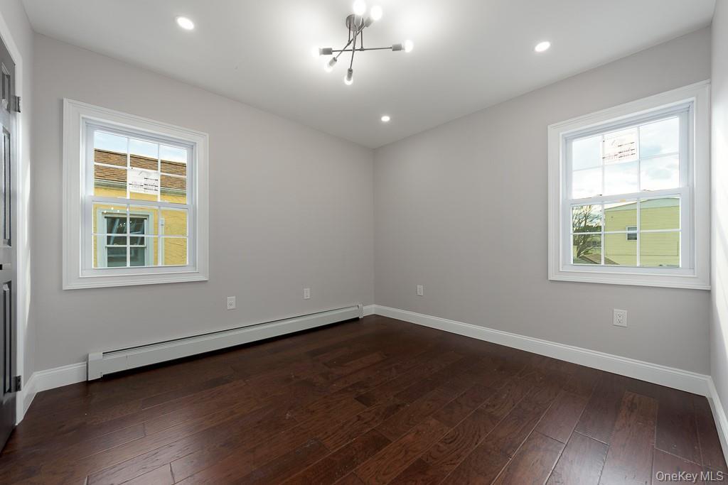 Single Family 234th Queens, NY 11422, MLS-1007483-11