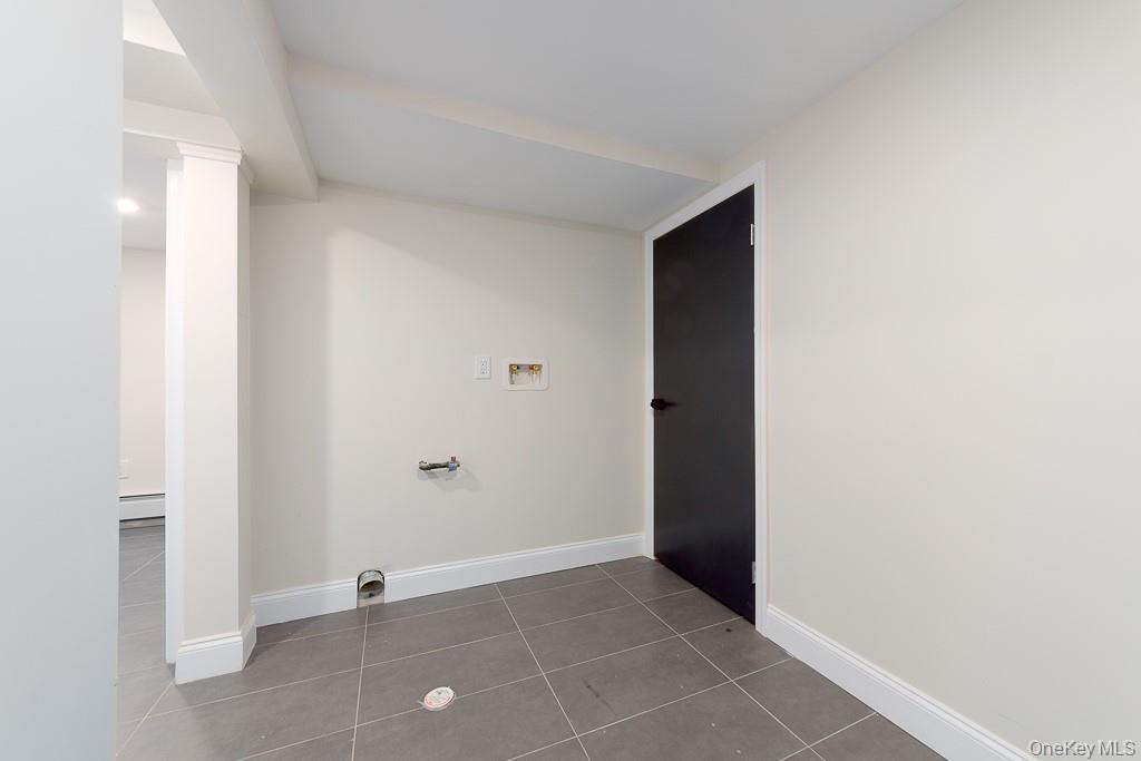 Single Family 234th Queens, NY 11422, MLS-1007483-18