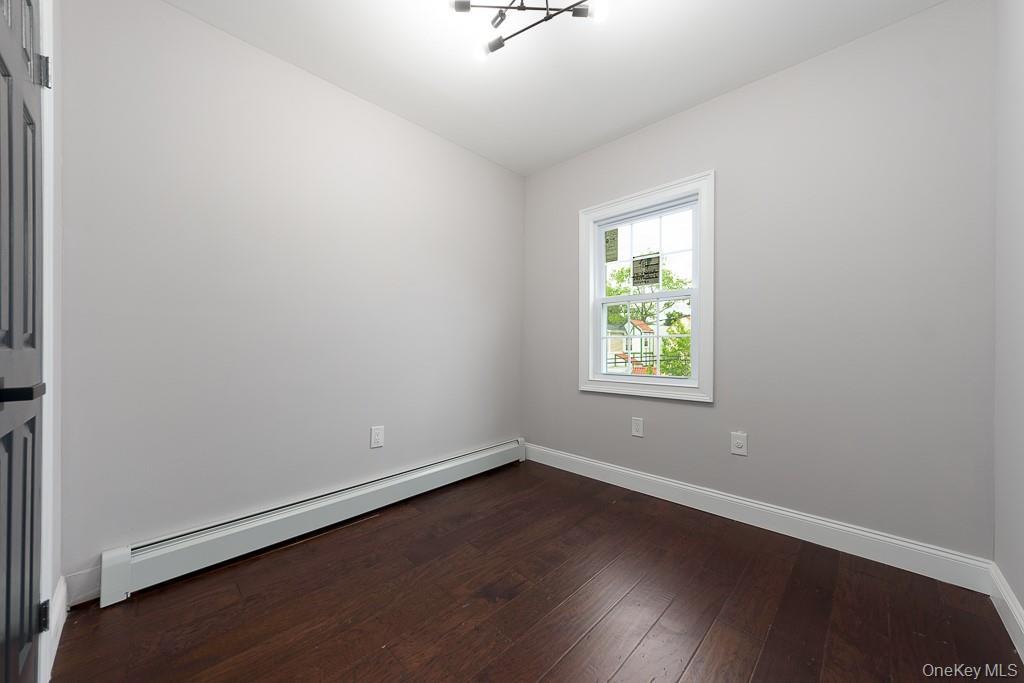 Single Family 234th Queens, NY 11422, MLS-1007483-9