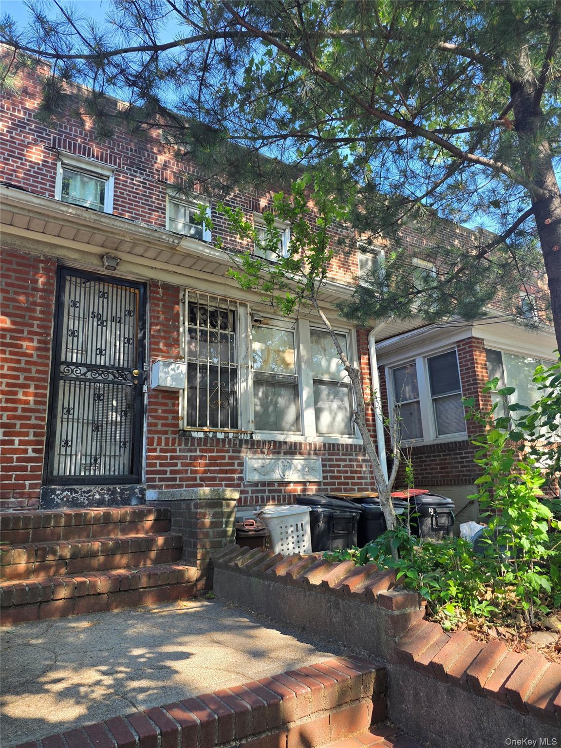 Single Family 46th  Queens, NY 11377, MLS-1007499-2