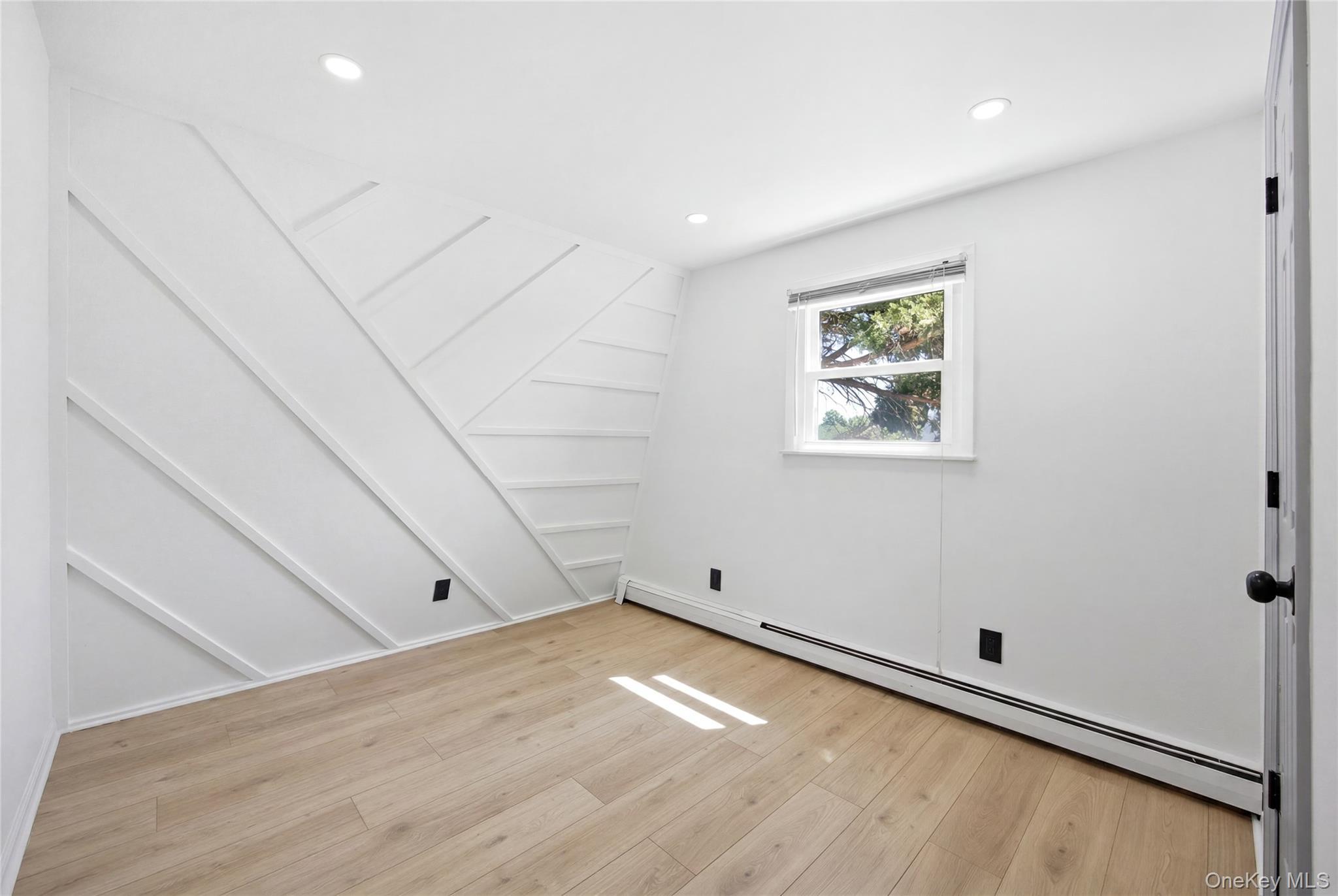 Single Family Parkdale Suffolk County, NY 11703, MLS-1007538-12