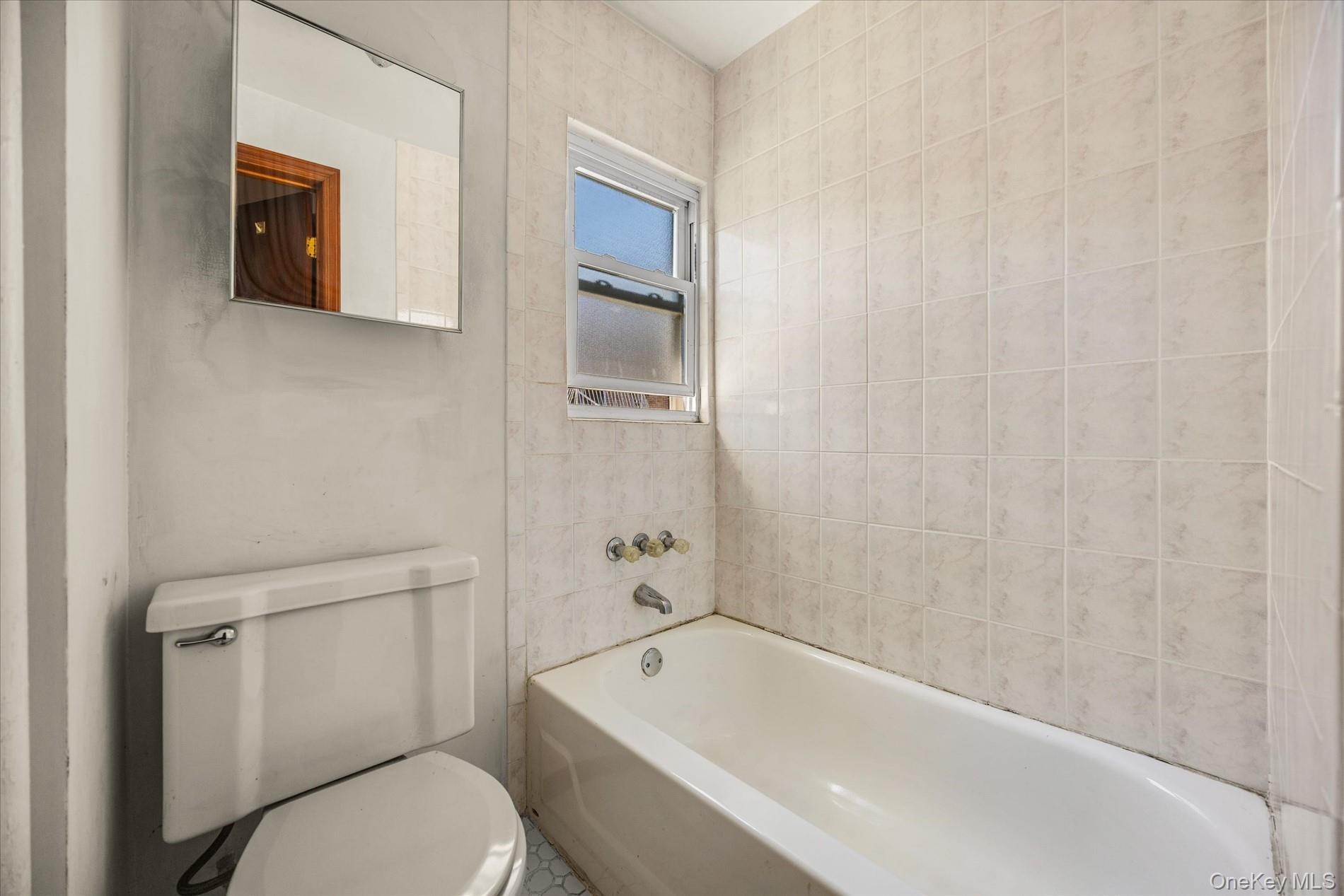 Single Family 56th Queens, NY 11378, MLS-1007549-18