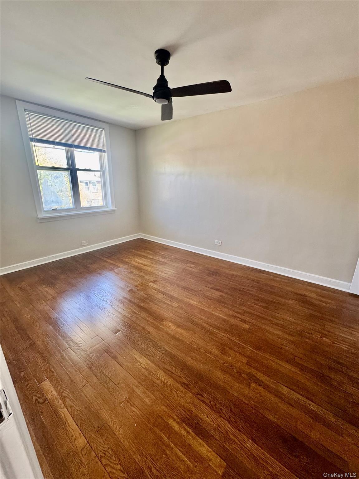 Single Family Bruner Bronx, NY 10466, MLS-1007552-8