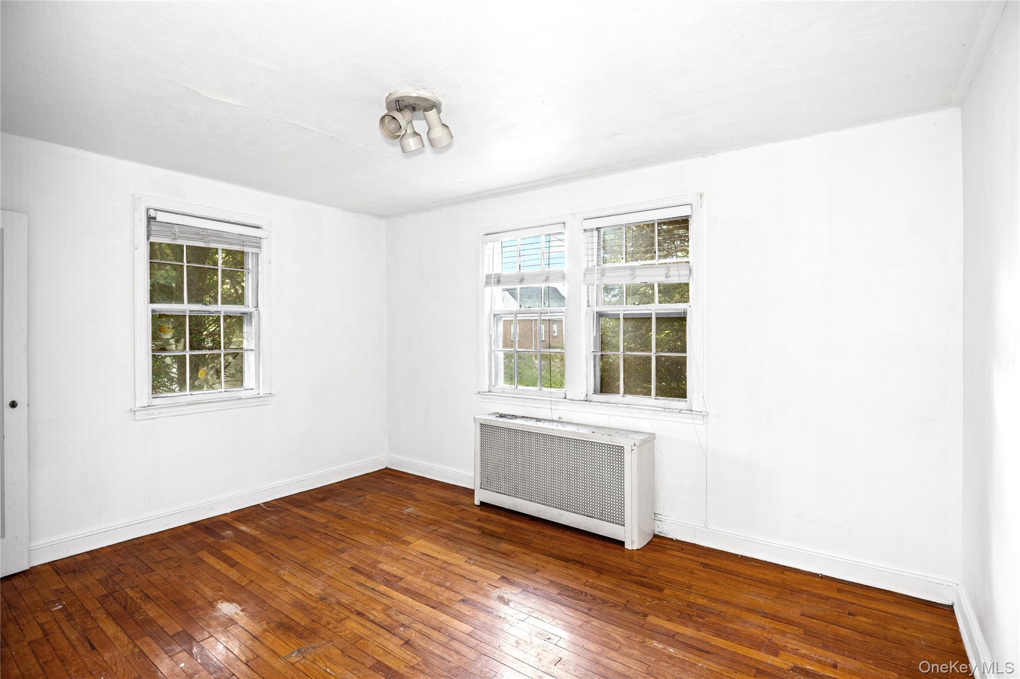 Single Family Henry Street Nassau County, NY 11553, MLS-1007584-12
