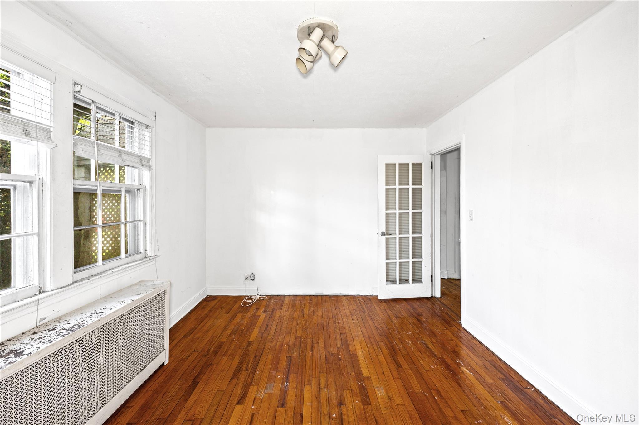 Single Family Henry Street Nassau County, NY 11553, MLS-1007584-13