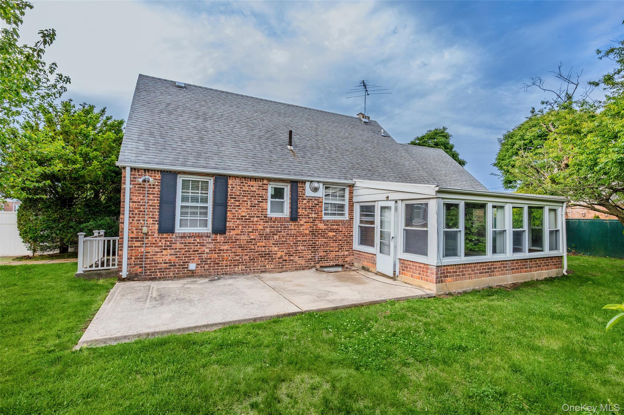 Single Family Henry Street Nassau County, NY 11553, MLS-1007584-43