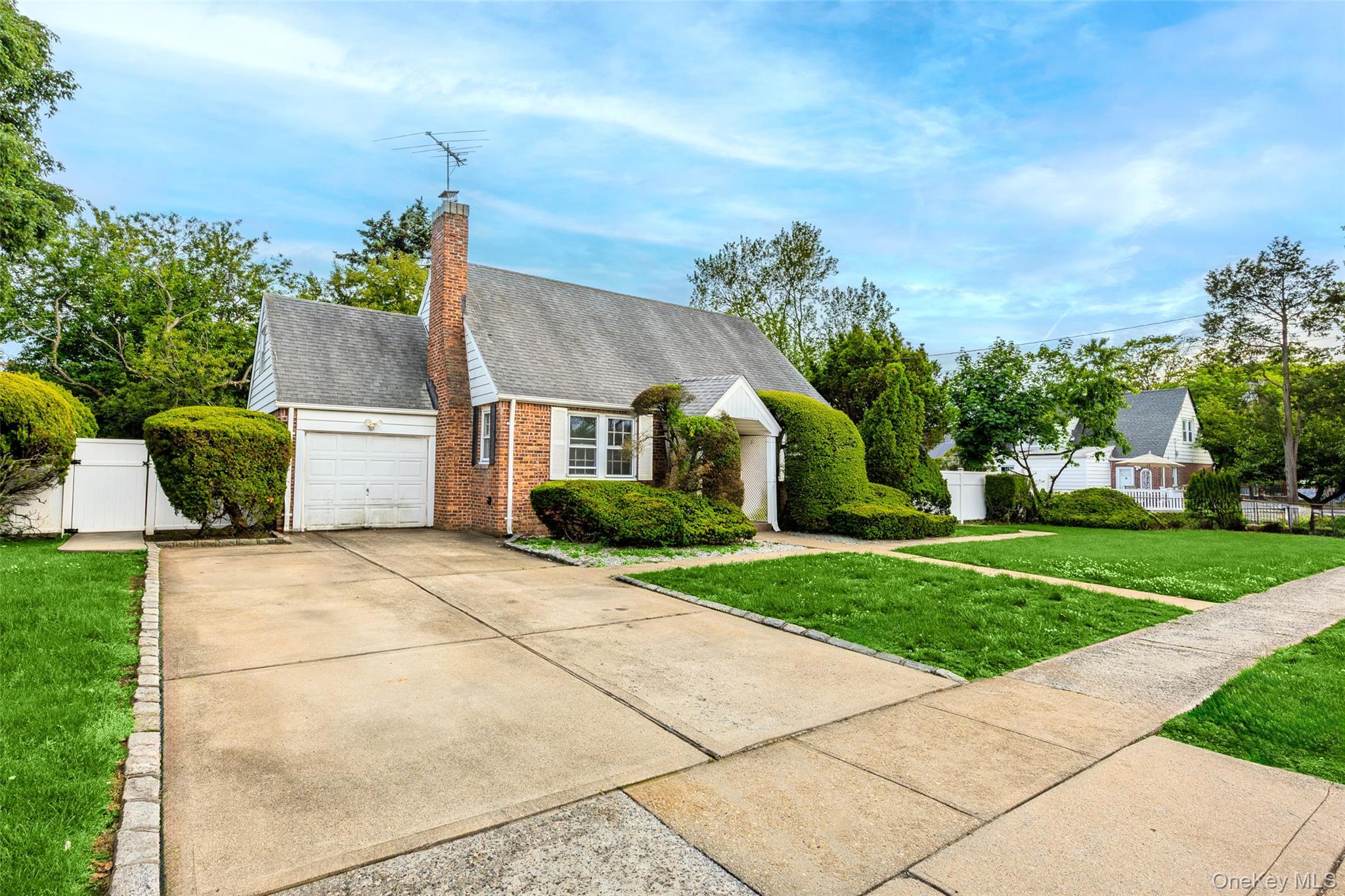 Single Family Henry Street Nassau County, NY 11553, MLS-1007584-6