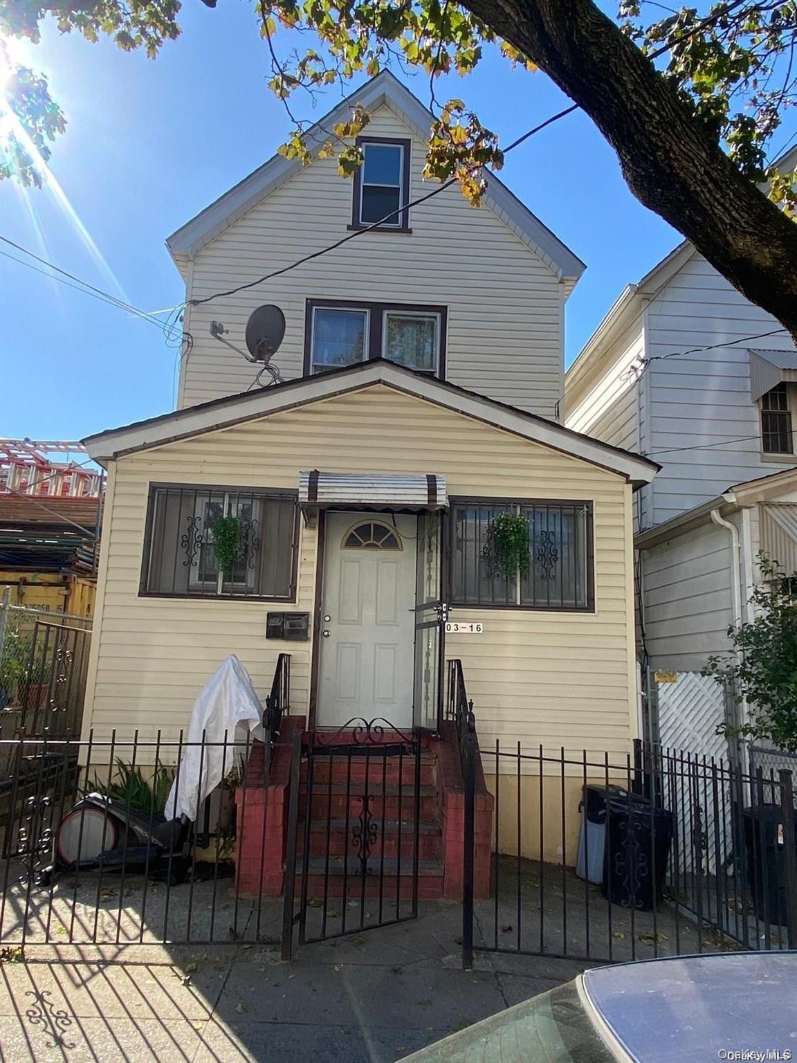 Single Family 89th Street  Queens, NY 11417, MLS-1007599-2