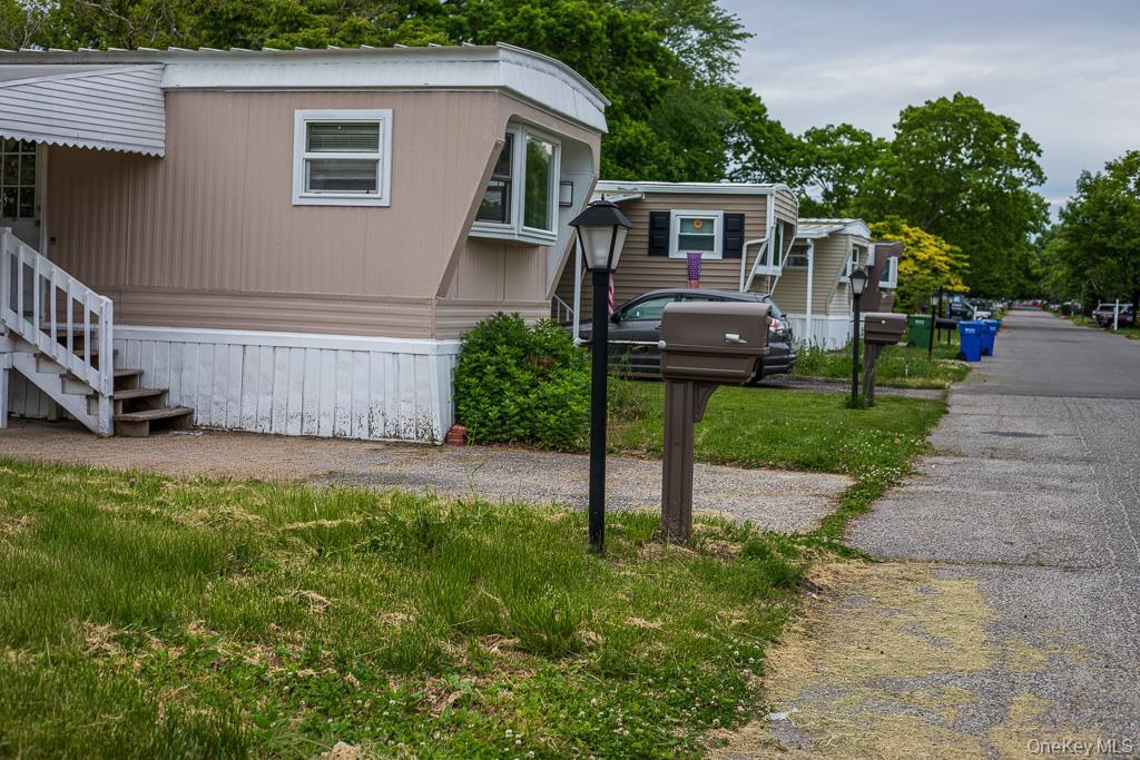 Single Family Revere Drive Suffolk County, NY 11716, MLS-1007611-2