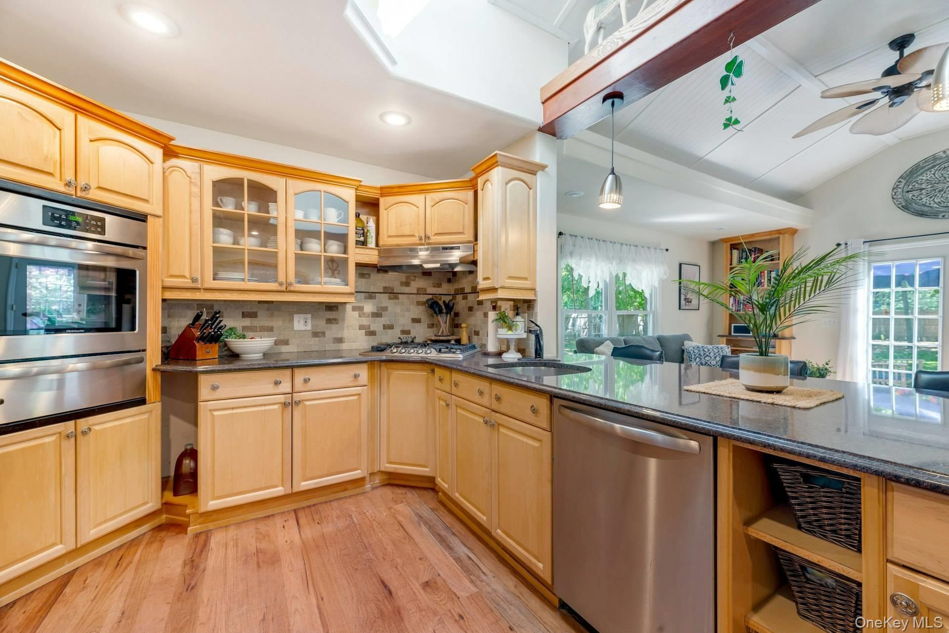 Single Family Jones Road Suffolk County, NY 11946, MLS-1007635-7