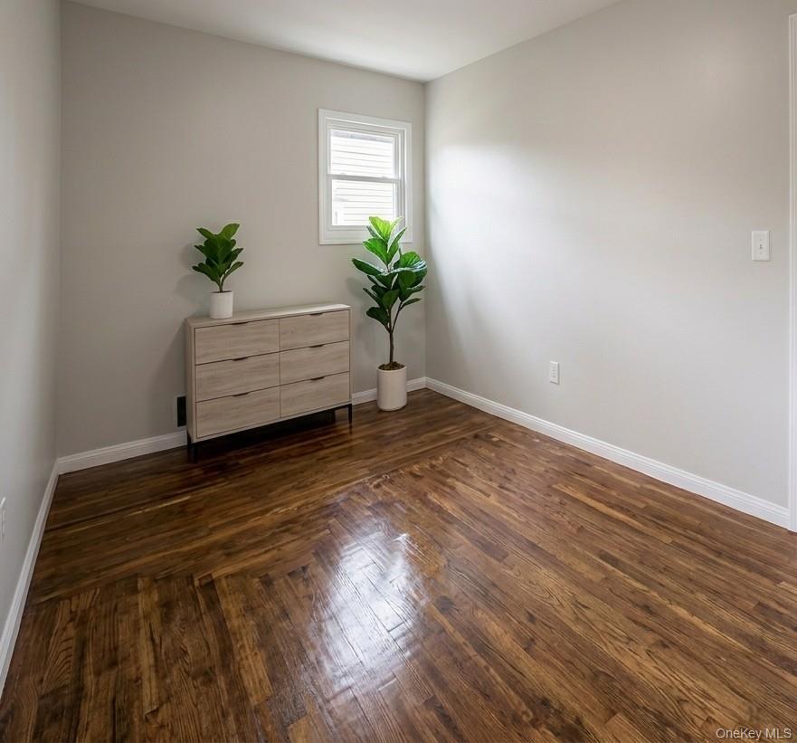 Single Family 111th Queens, NY 11429, MLS-1007662-4