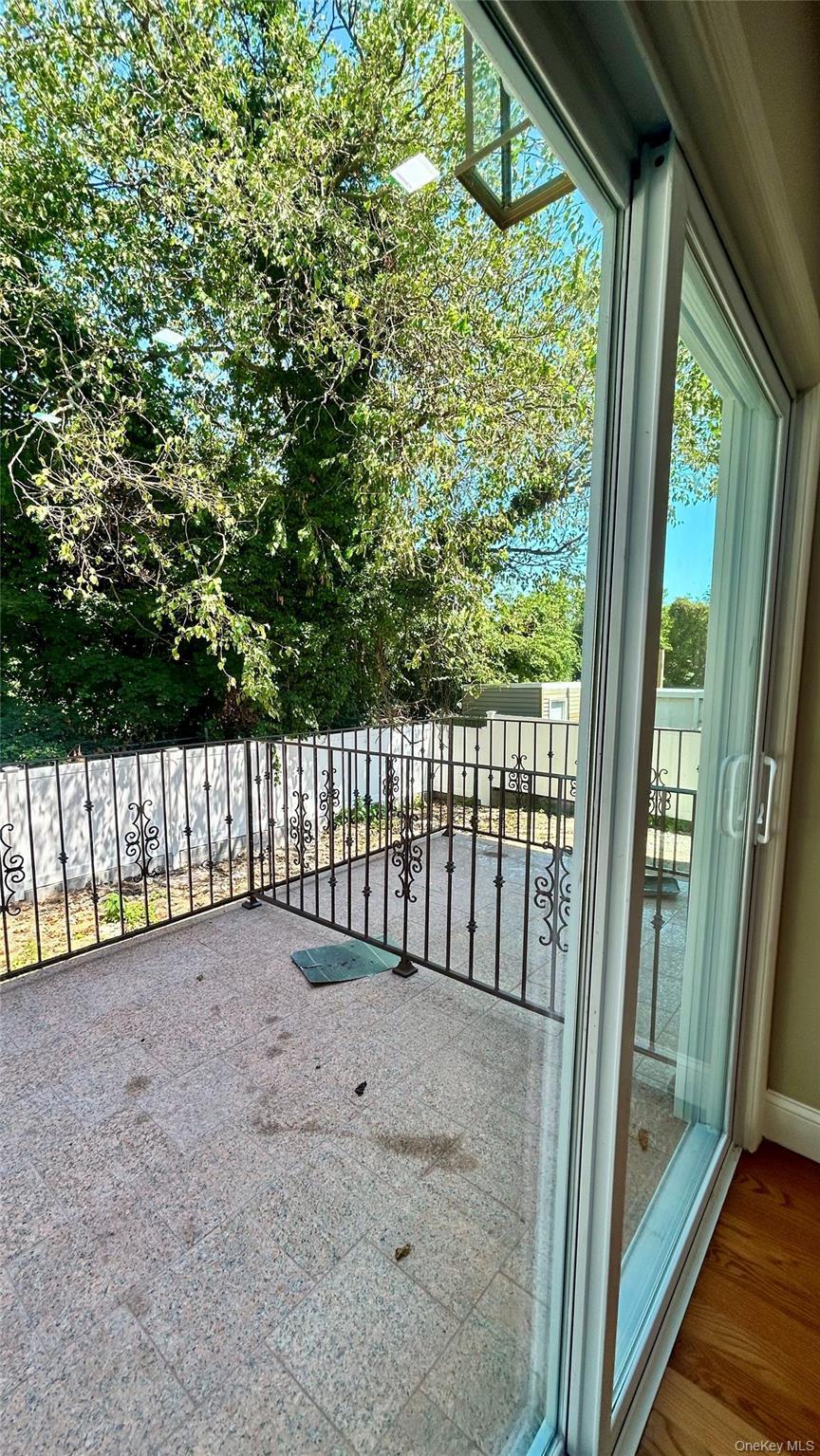 Single Family New Haven Avenue Queens, NY 11691, MLS-1007663-17