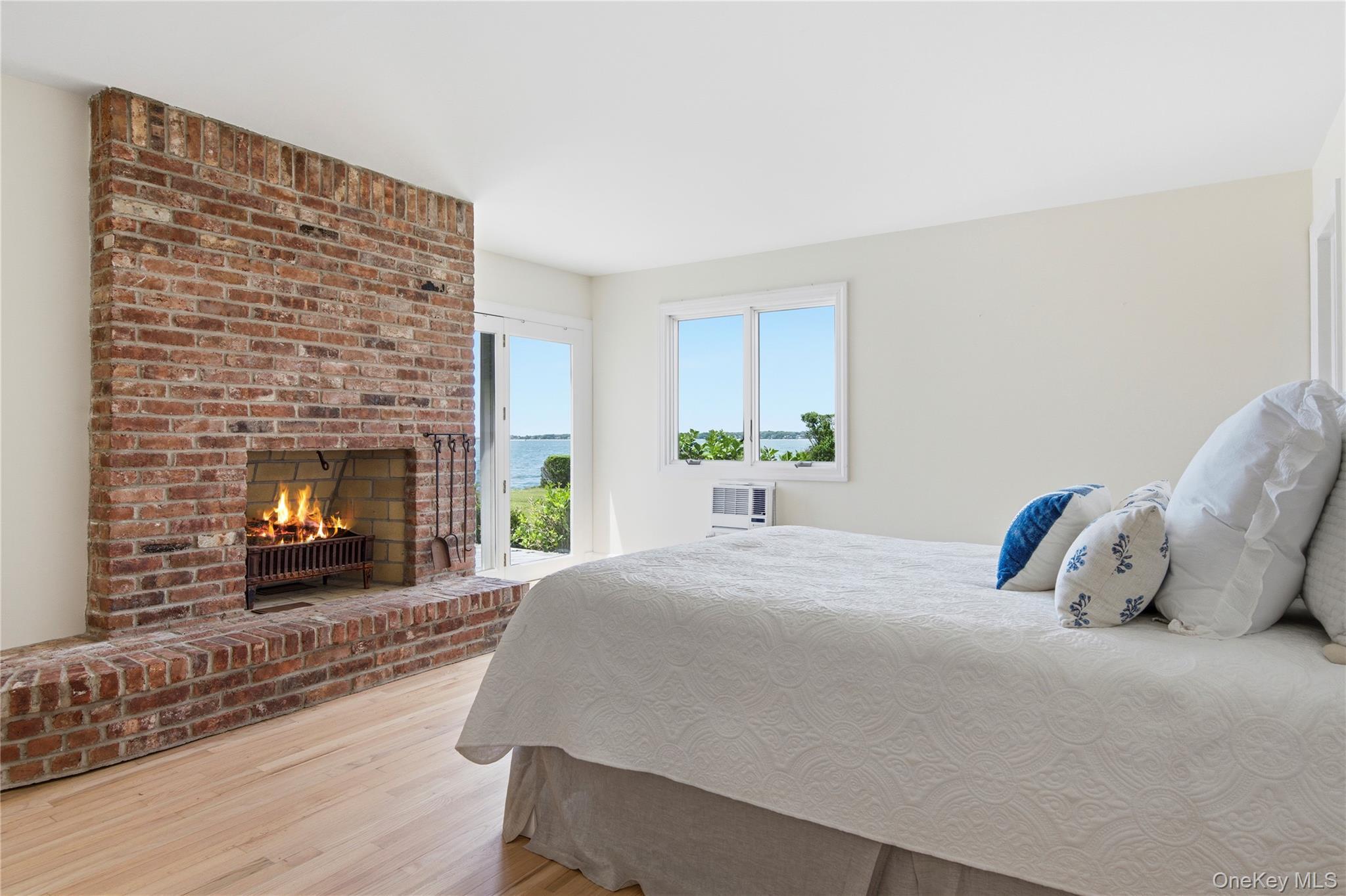 Single Family Peconic Avenue  Suffolk County, NY 11964, MLS-1007669-19