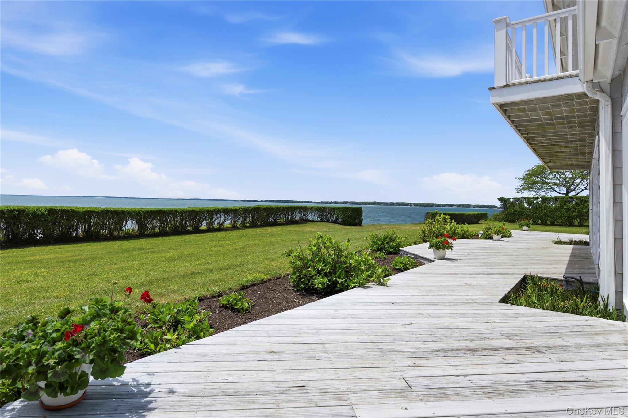 Single Family Peconic Avenue  Suffolk County, NY 11964, MLS-1007669-22