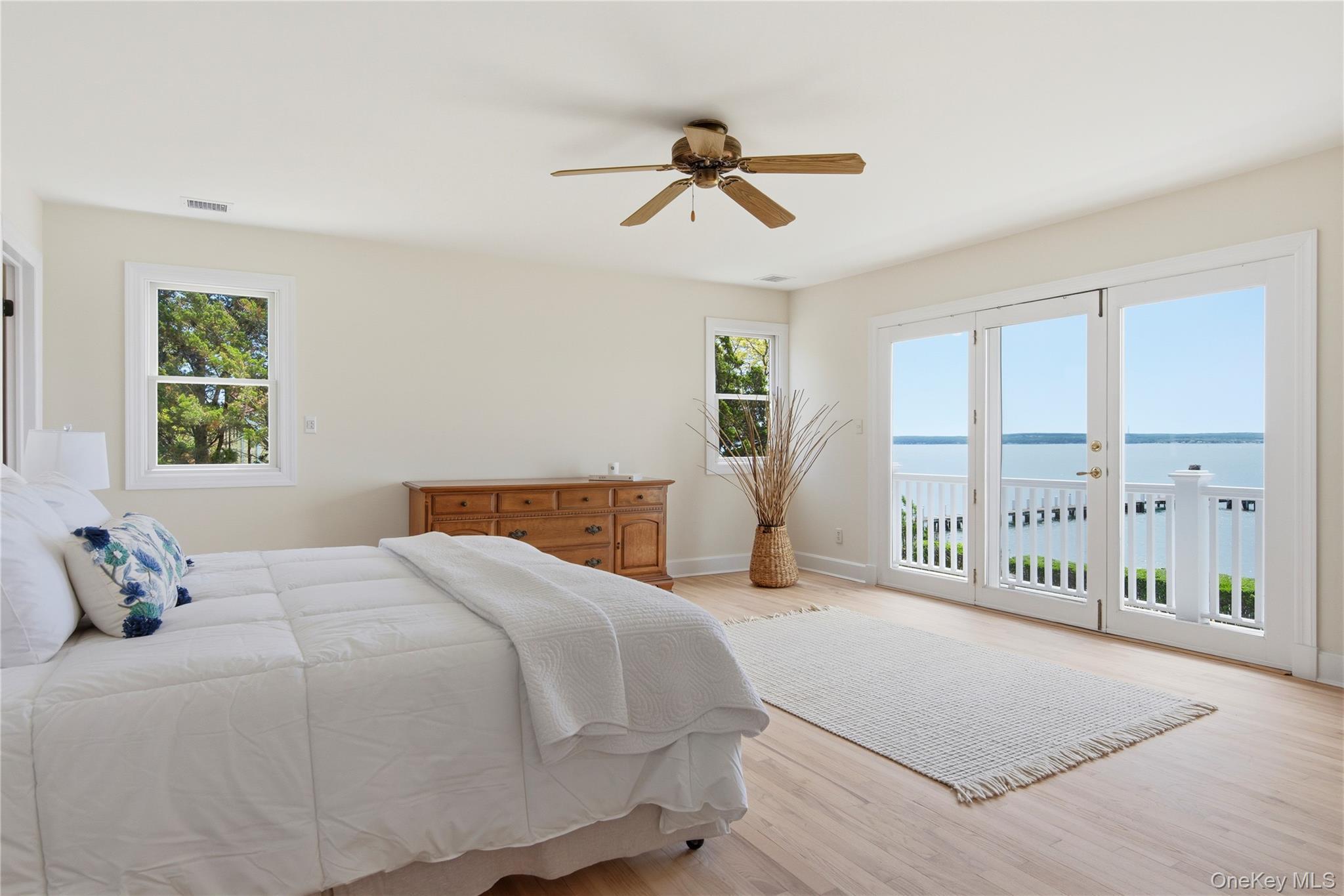 Single Family Peconic Avenue  Suffolk County, NY 11964, MLS-1007669-23
