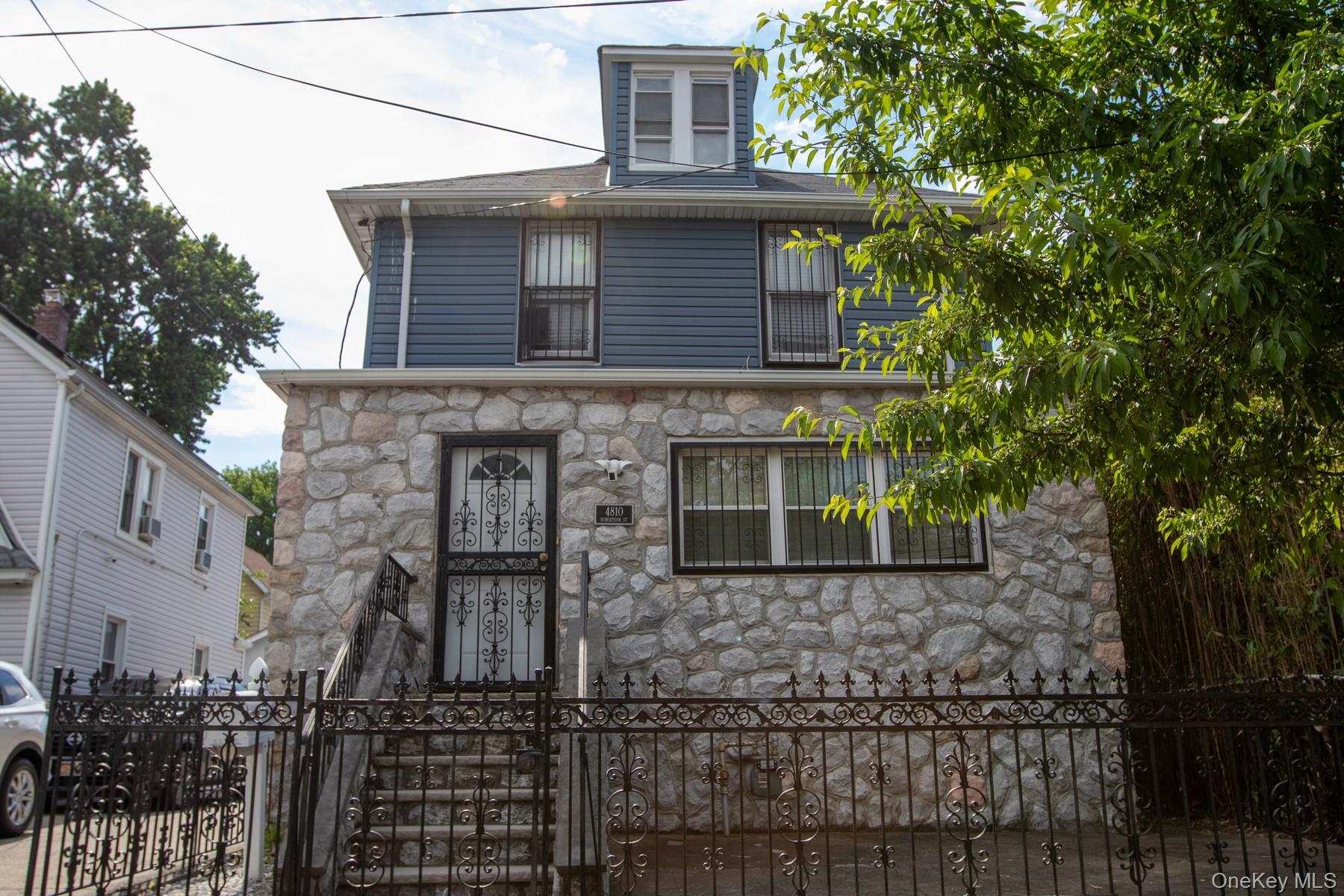 Single Family Robertson Bronx, NY 10470, MLS-1007689-2
